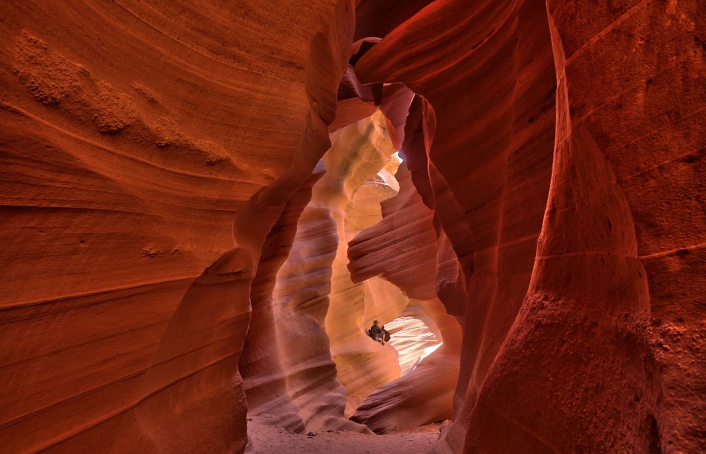 Calico Tanks - A Sandstone Canyon Route to a Hidden Water Pocket