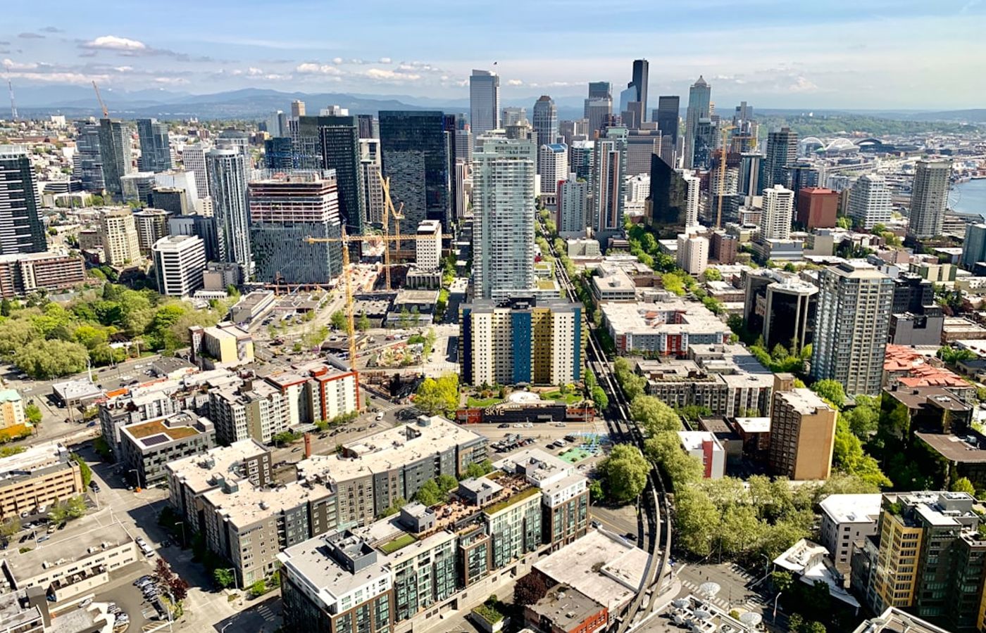 Downtown / Pike Place Area - Best for Walkable Stadium Access