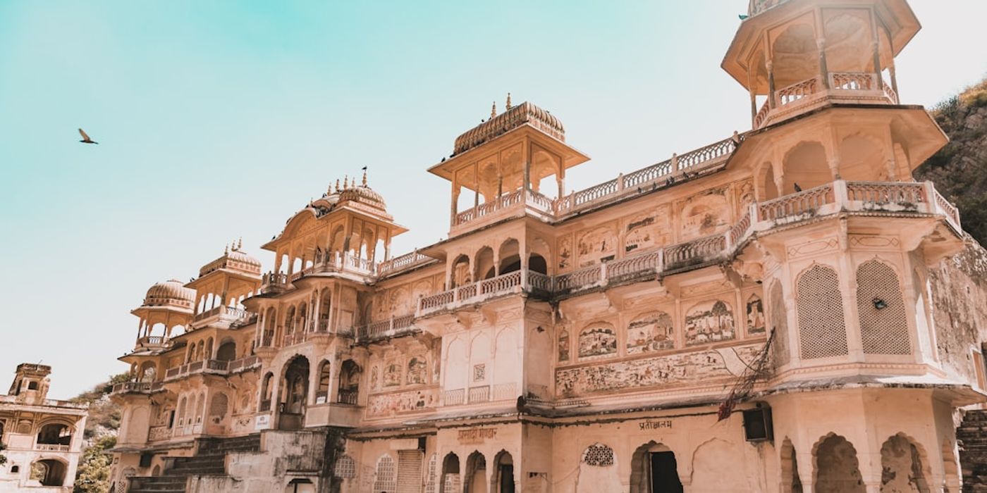 Hotels near Galtaji Temple