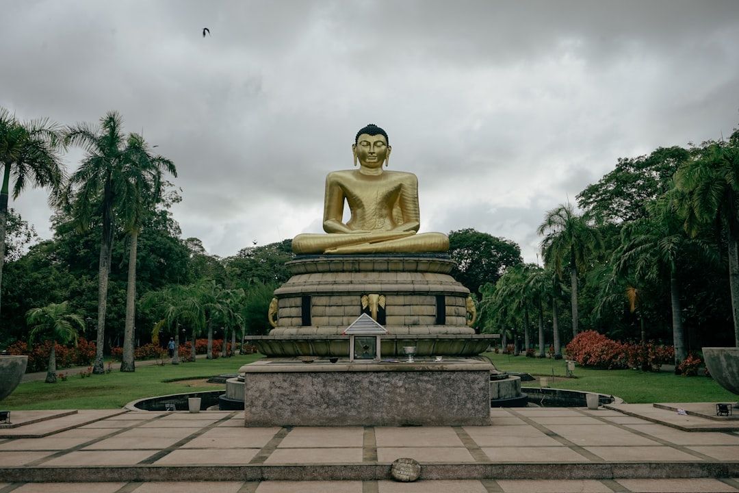 Viharamahadevi Park - The Oldest Public Park in Colombo