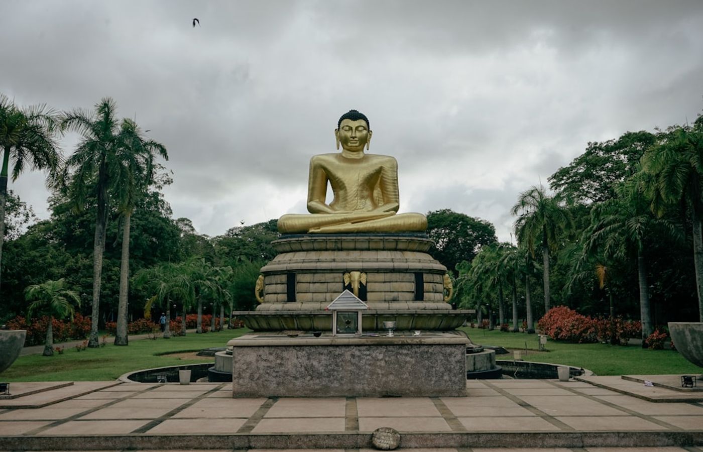 Viharamahadevi Park - The Oldest Public Park in Colombo