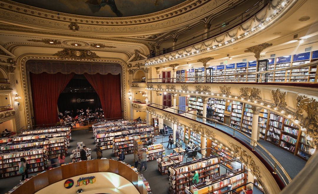 El Ateneo Grand Splendid - A Bookshop Inside a 1919 Theatre