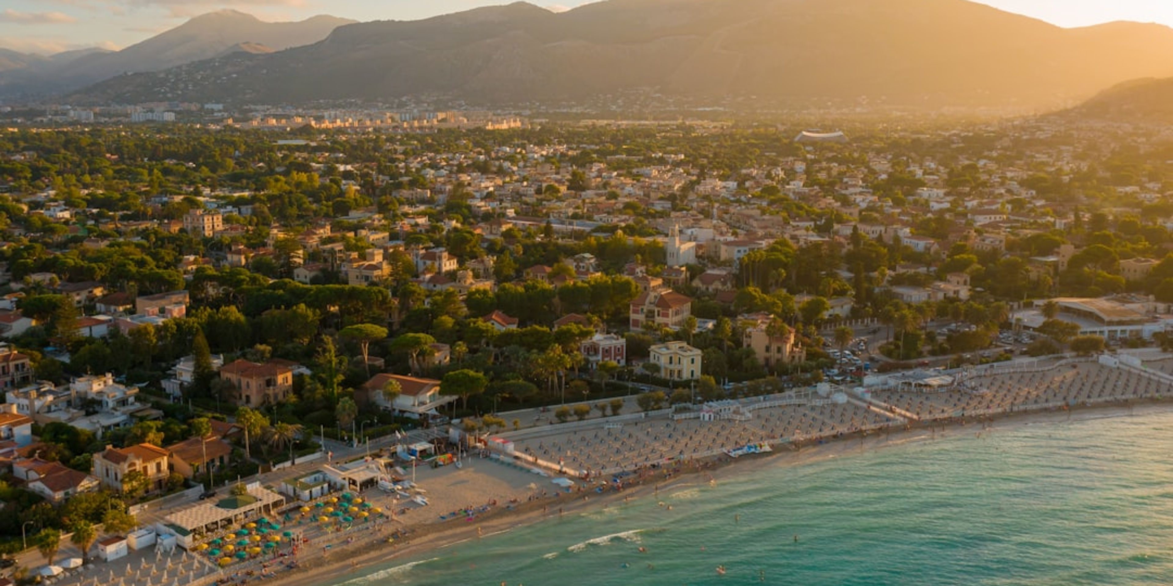Hotels near Mondello Beach