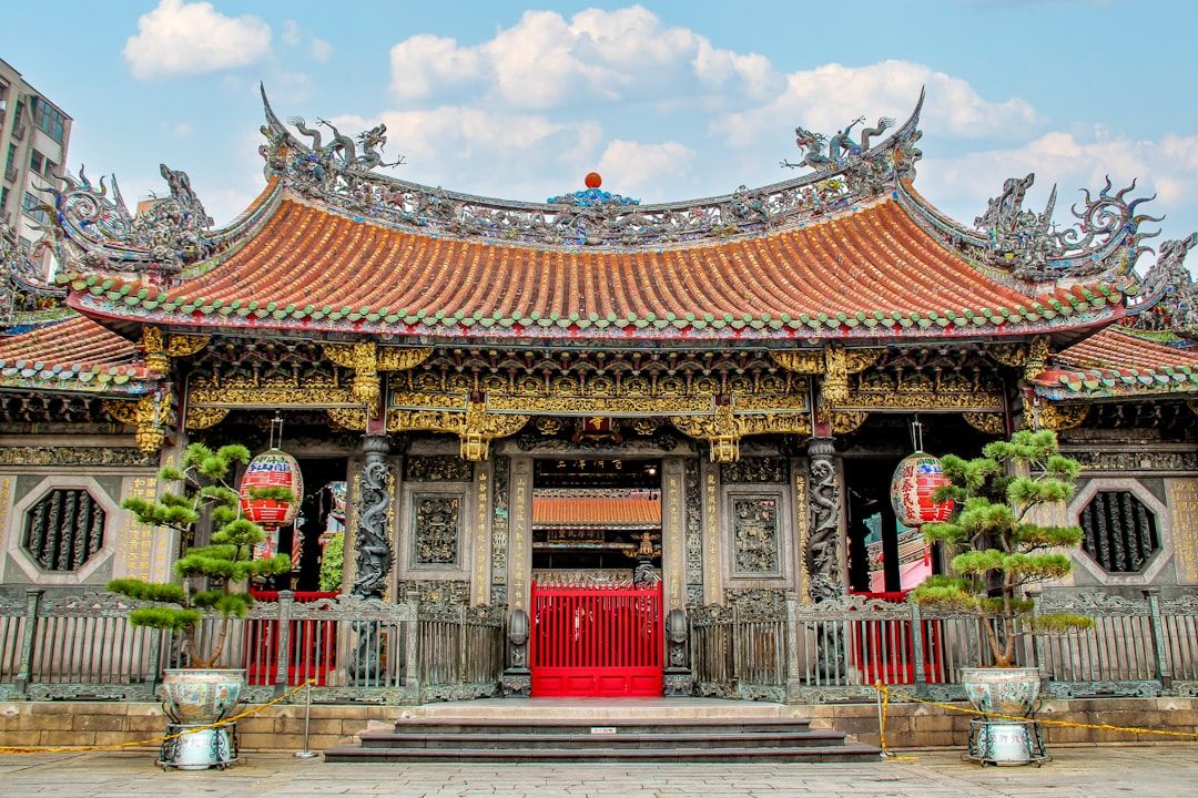 Longshan Temple - A Working Temple From 1738