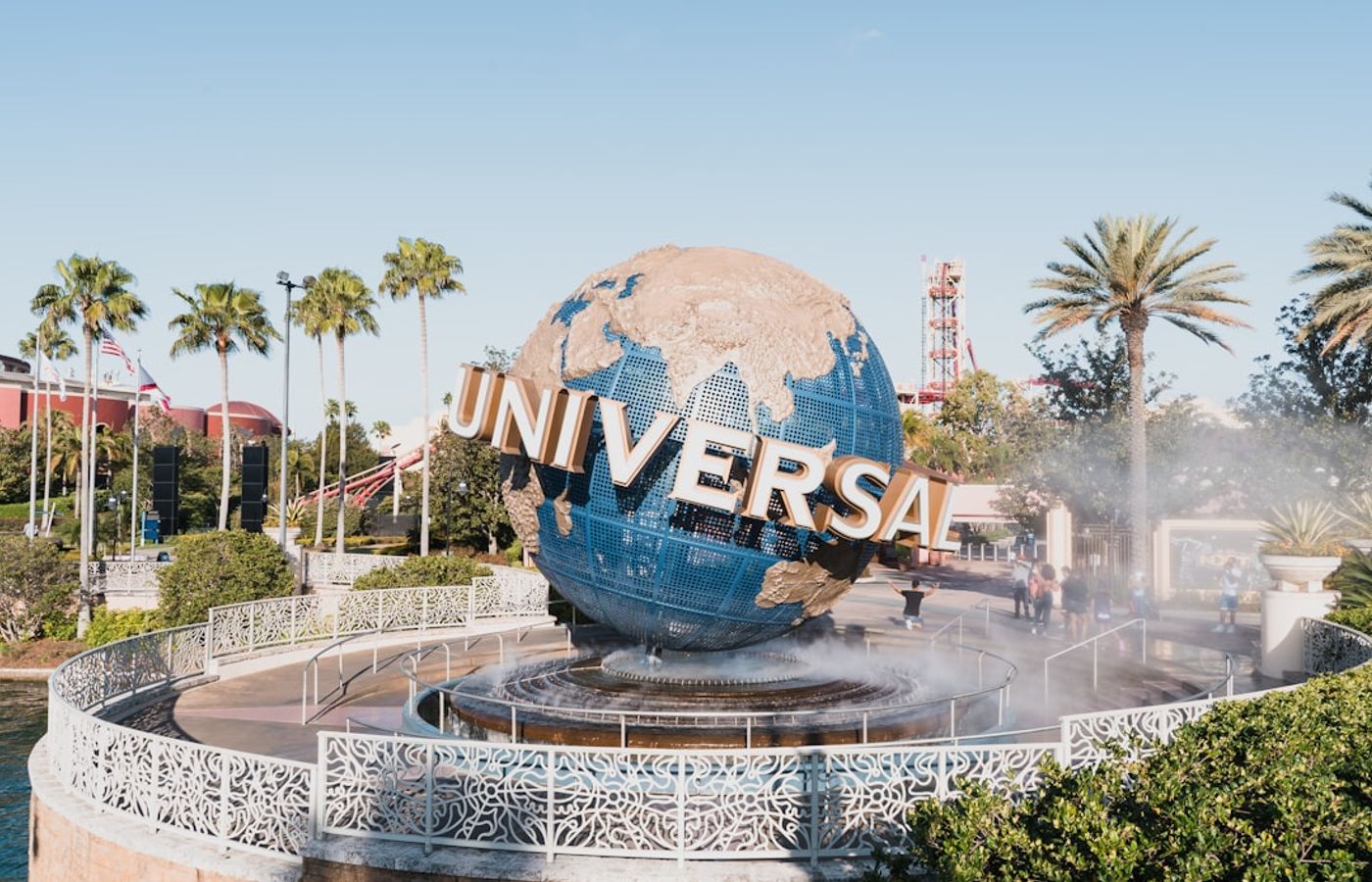 Universal Studios Hollywood - Theme Park and Working Studio