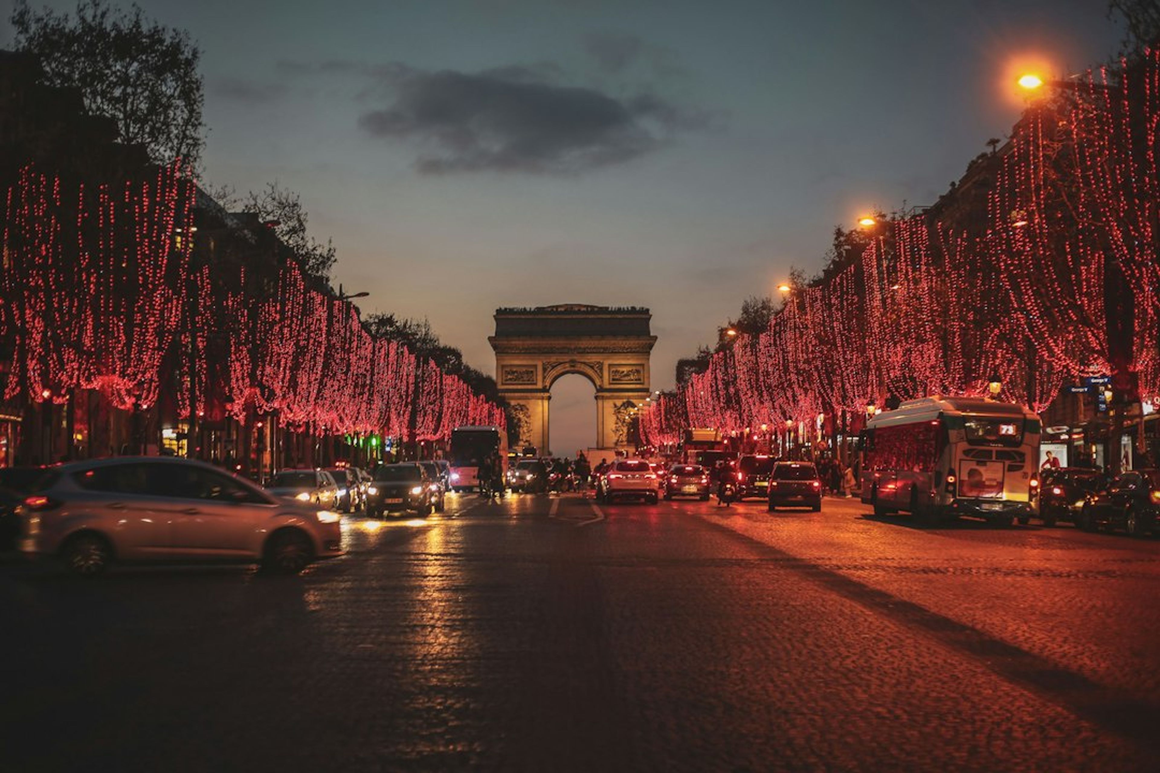 Paris Christmas Markets 2026: Opening Dates & Must-Visits