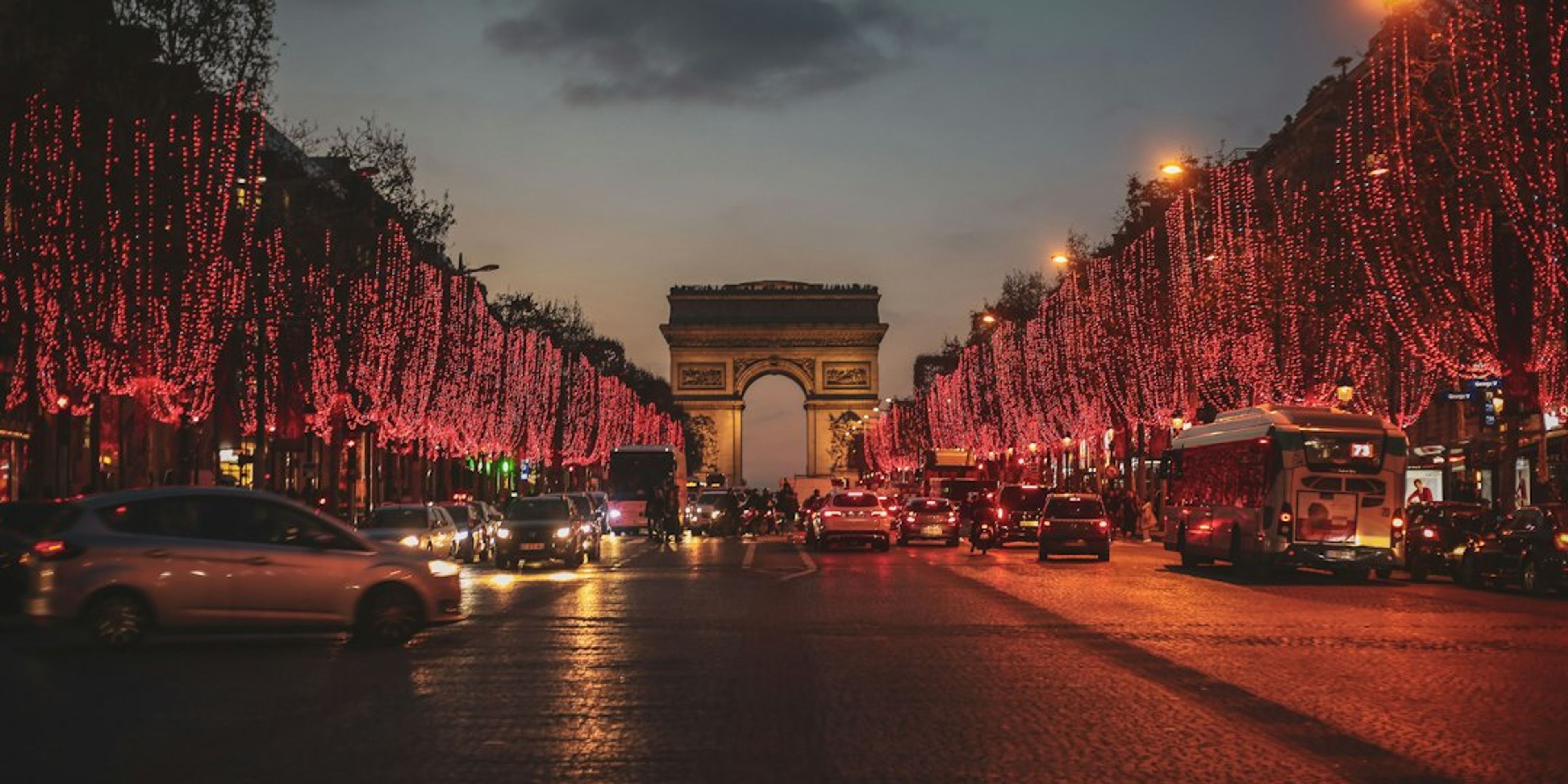 Paris Christmas Markets 2026: Opening Dates & Must-Visits
