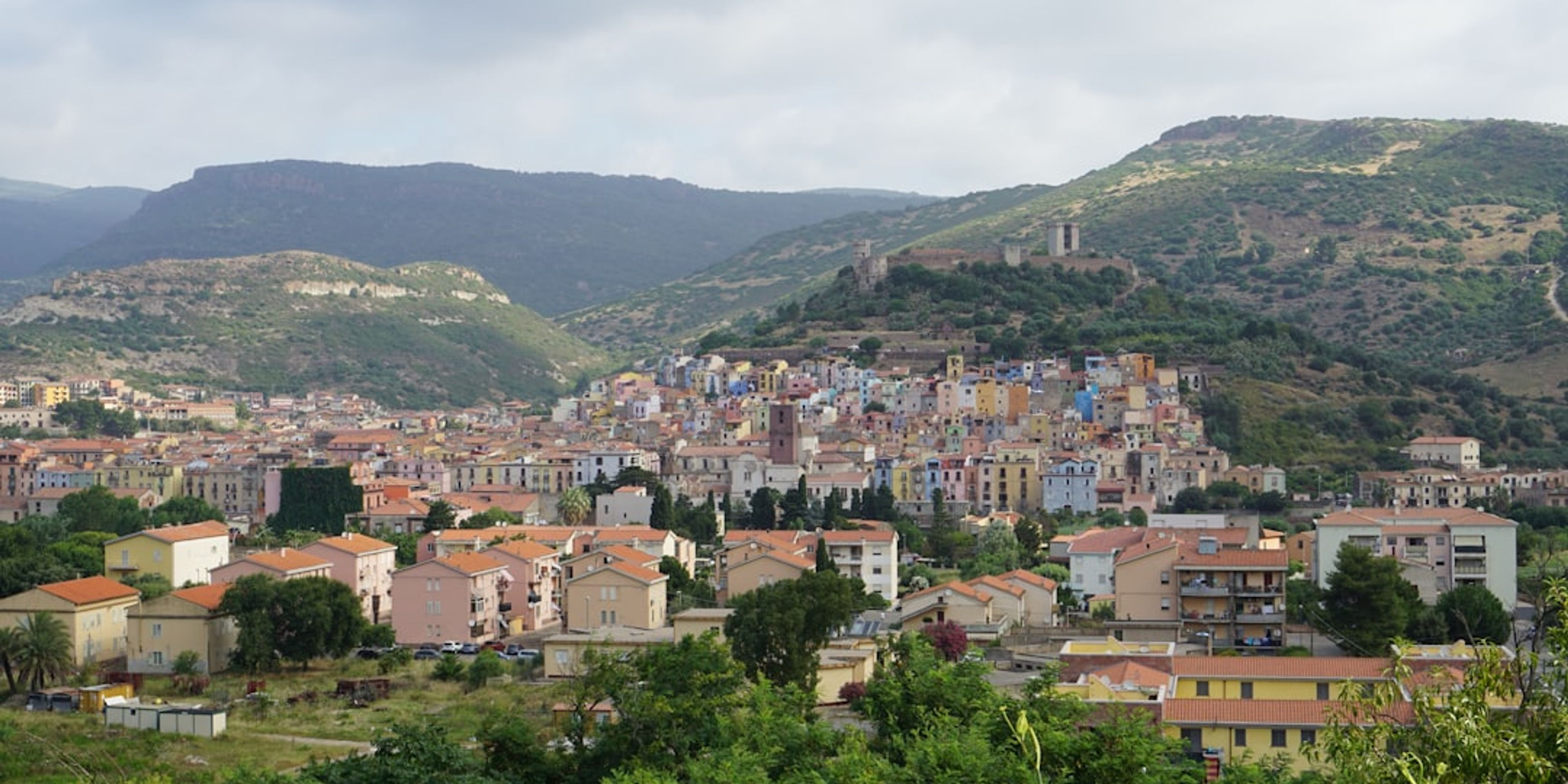 Hotels near Bosa