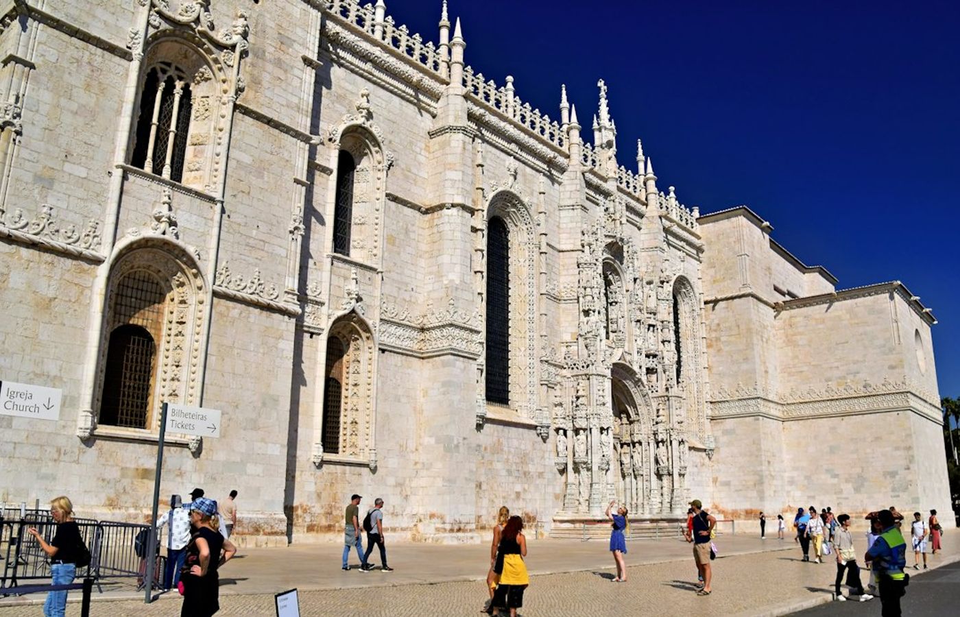 Jerónimos Monastery and Belém - Shorter Queues on the Riverfront