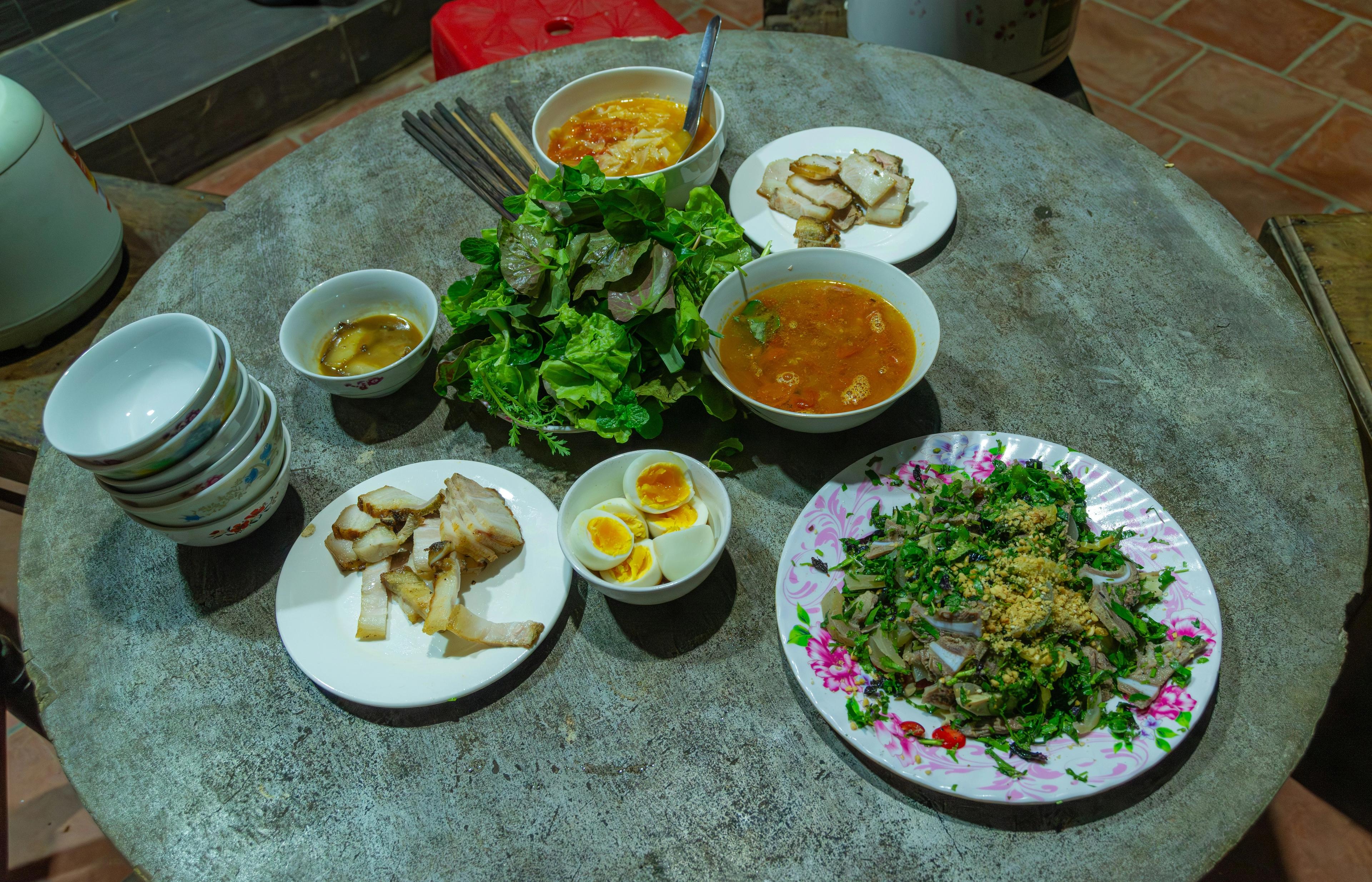 Cooking Class with Market Tour - Learn Cao Lẩu and Mì Quảng