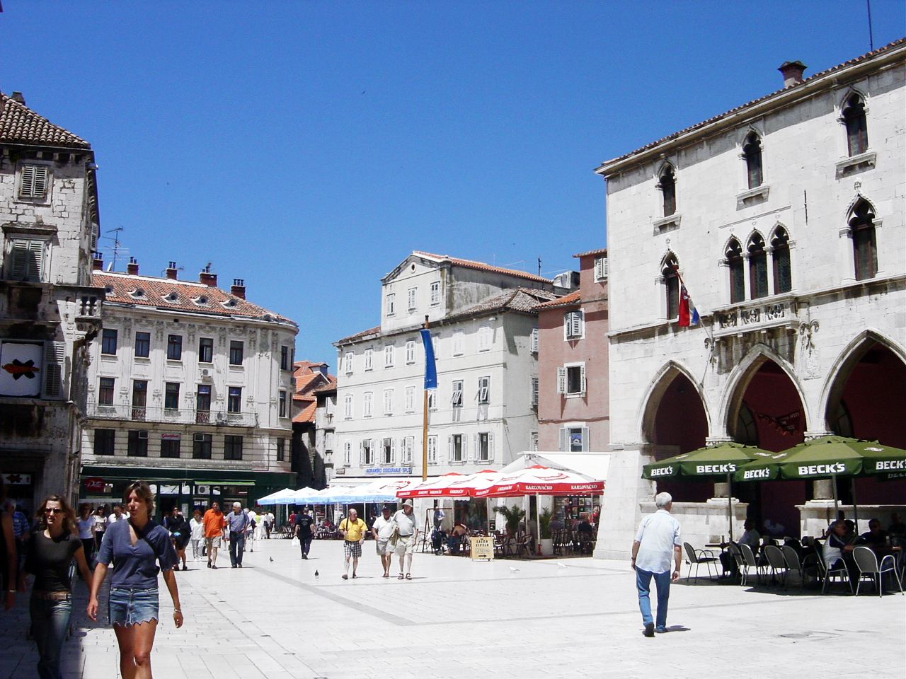 People's Square (Pjaca / Narodni trg) - The Medieval Civic Heart