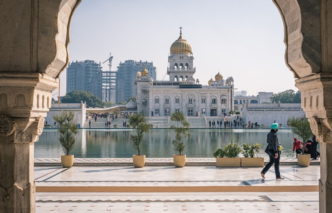 Gurudwara Bangla Sahib - The Sikh Shrine With a Free Kitchen for Thousands