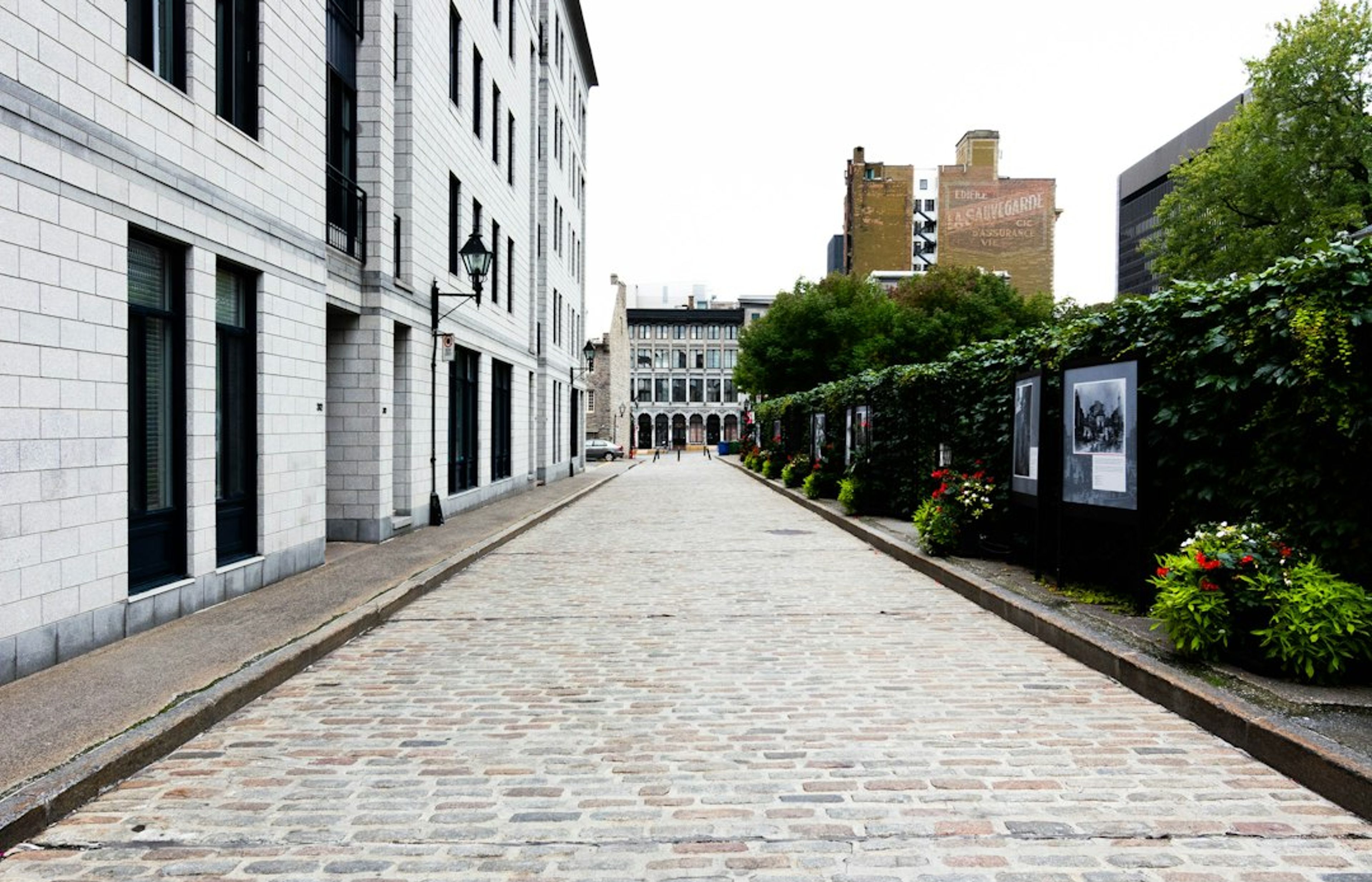 Old Montreal (Vieux-Montréal) - The 17th-Century French Quarter