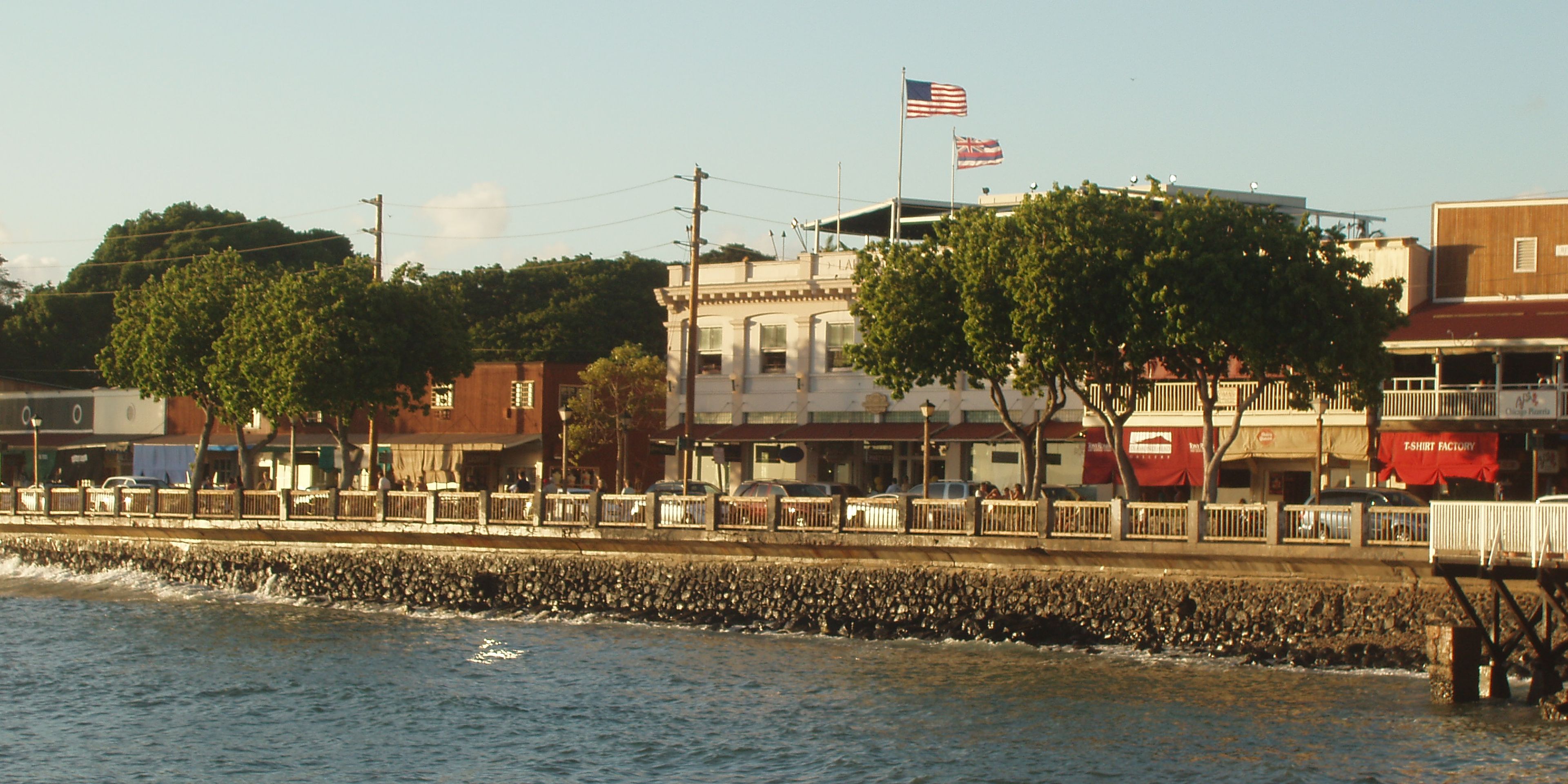Hotels near Old Lahaina