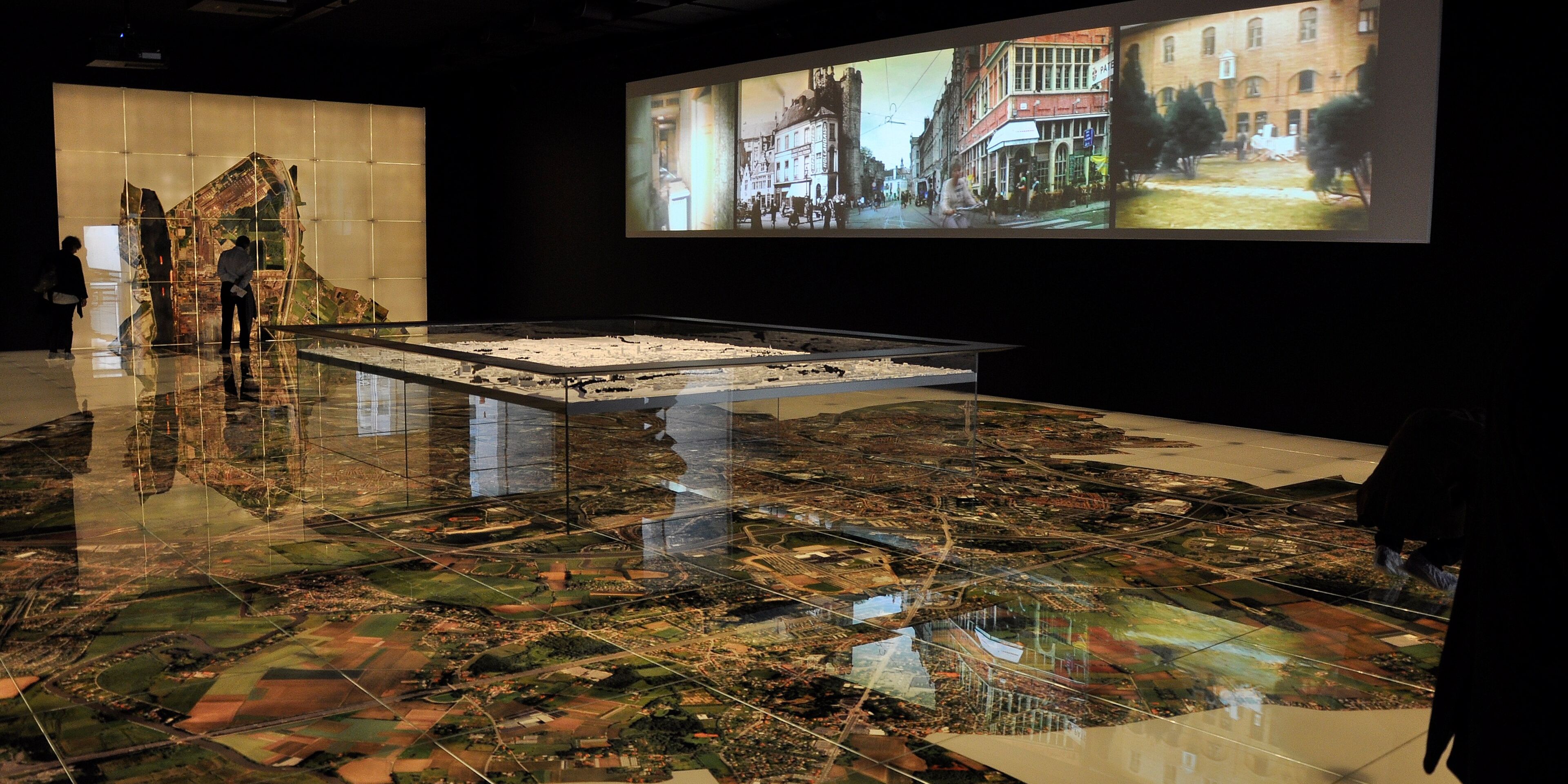 Hotels near STAM Ghent City Museum