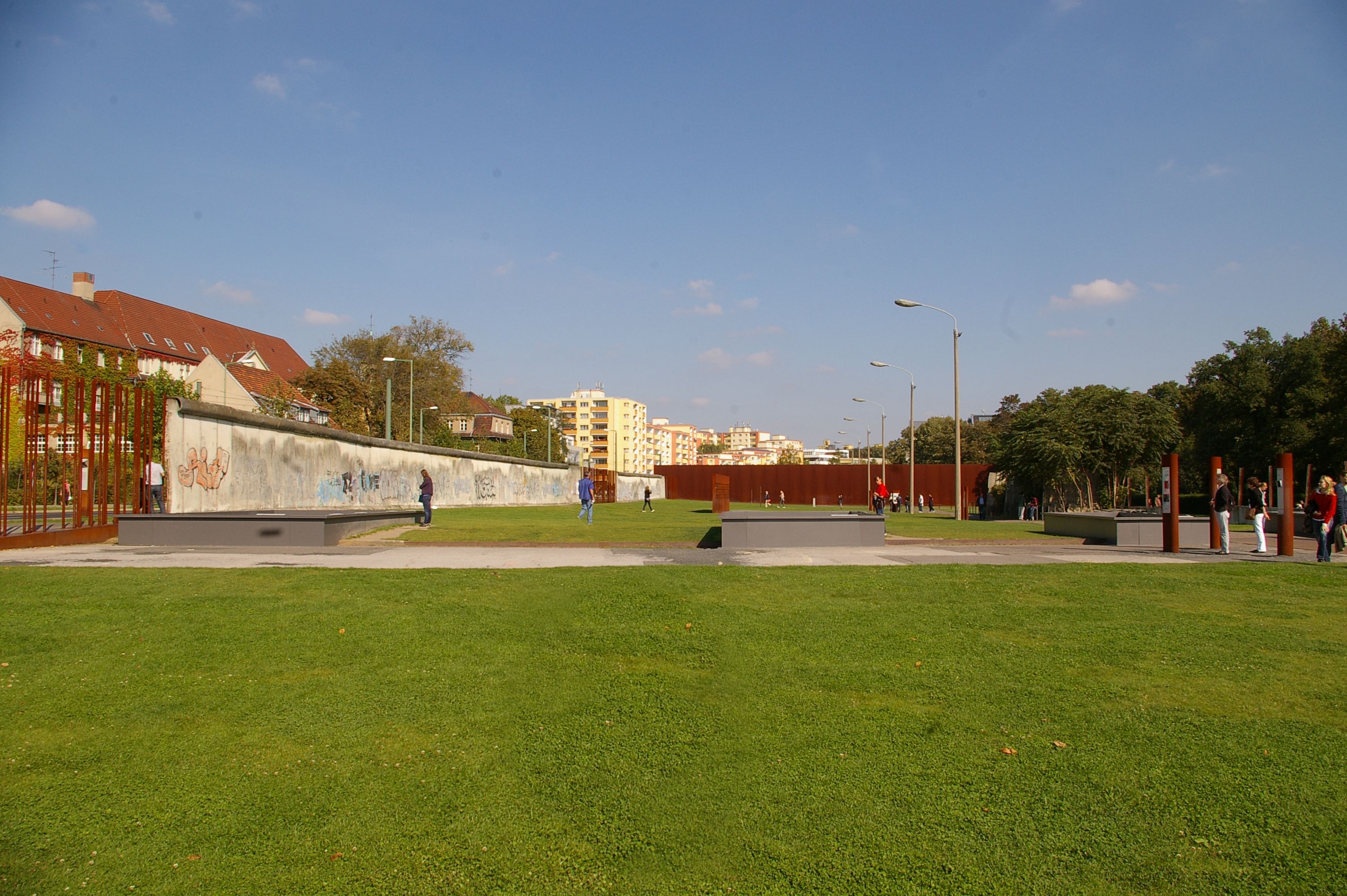 Berlin Wall Memorial - The Real Berlin Wall Site