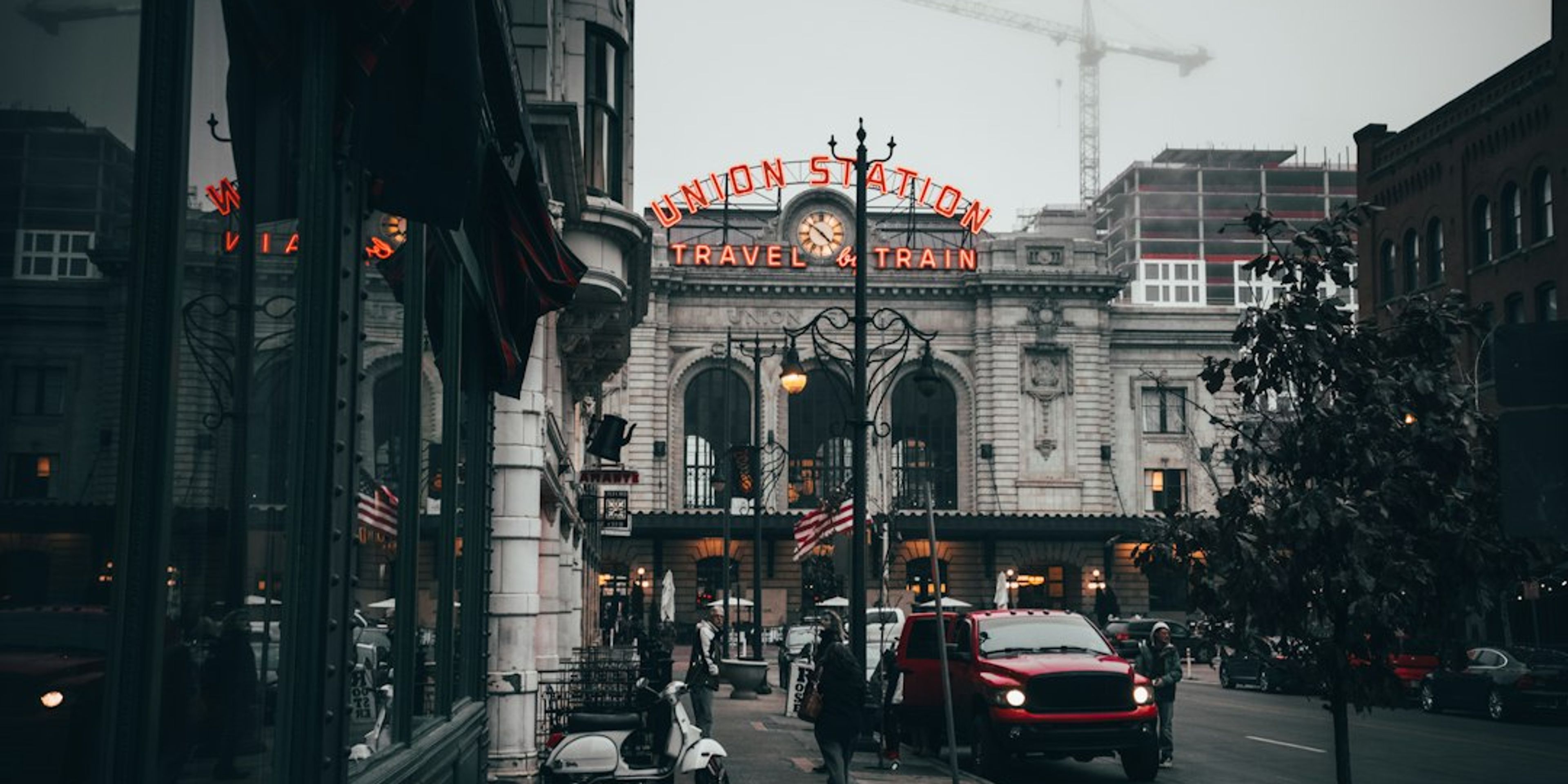 Denver in October: Weather, Fall Colours and Mountain Day Trips