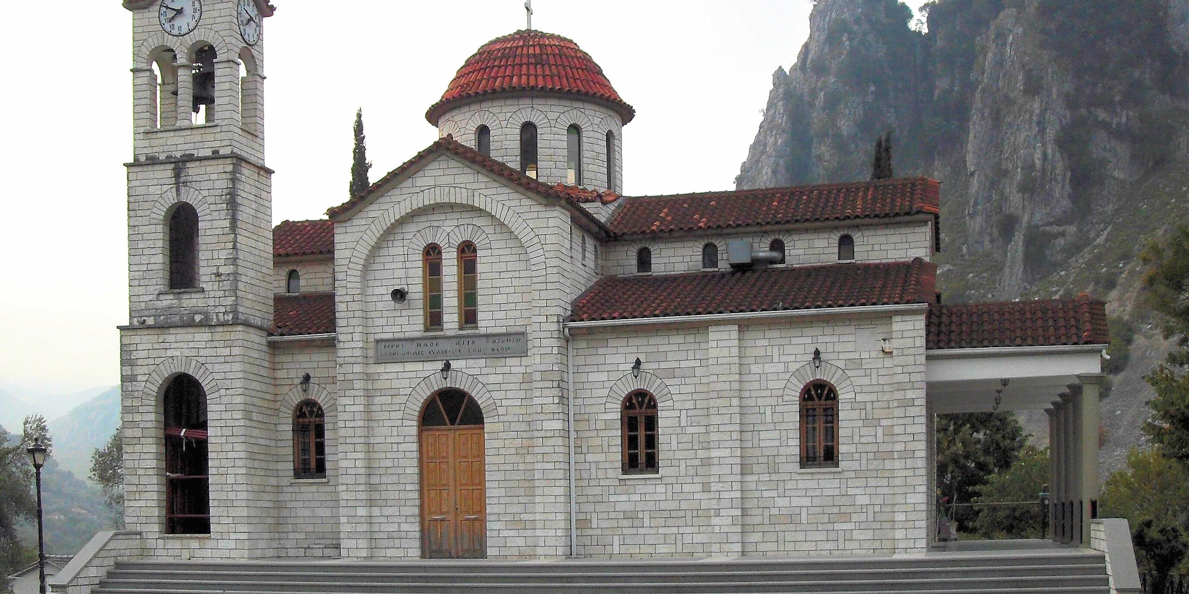 Hotels near Church of Agios Dimitrios