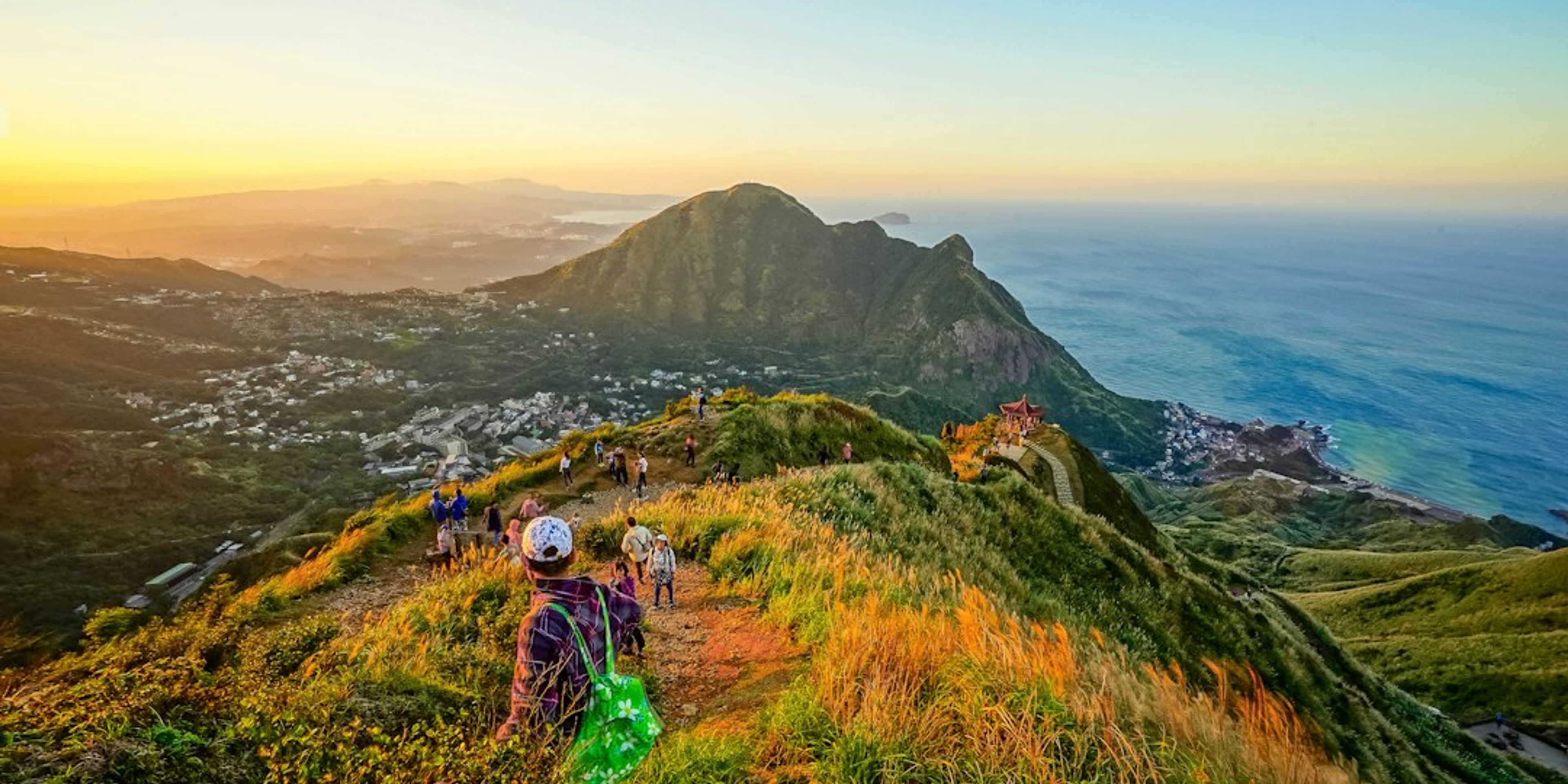 5 Best Hikes Near Taipei