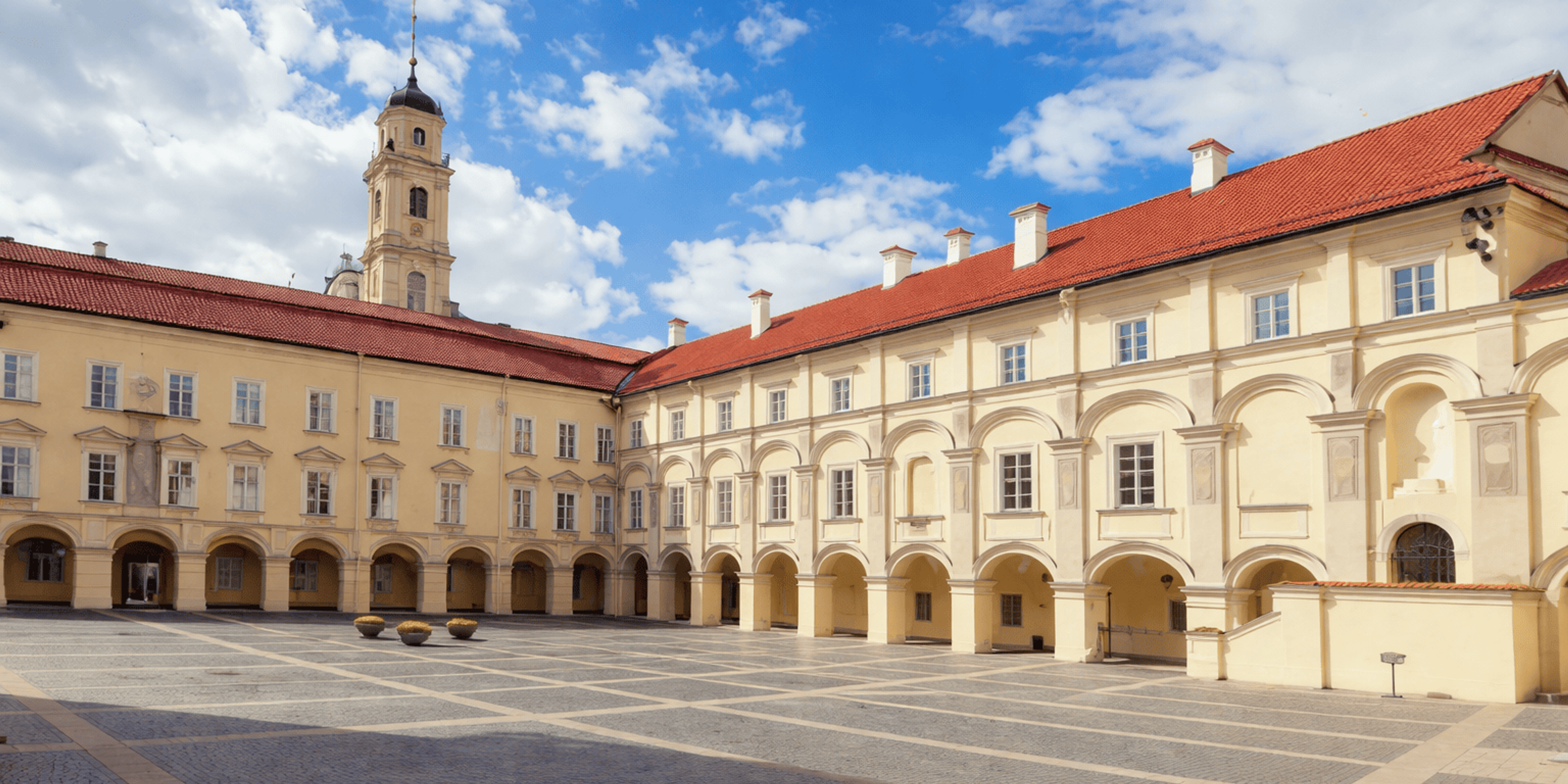 Hotels near Vilnius University