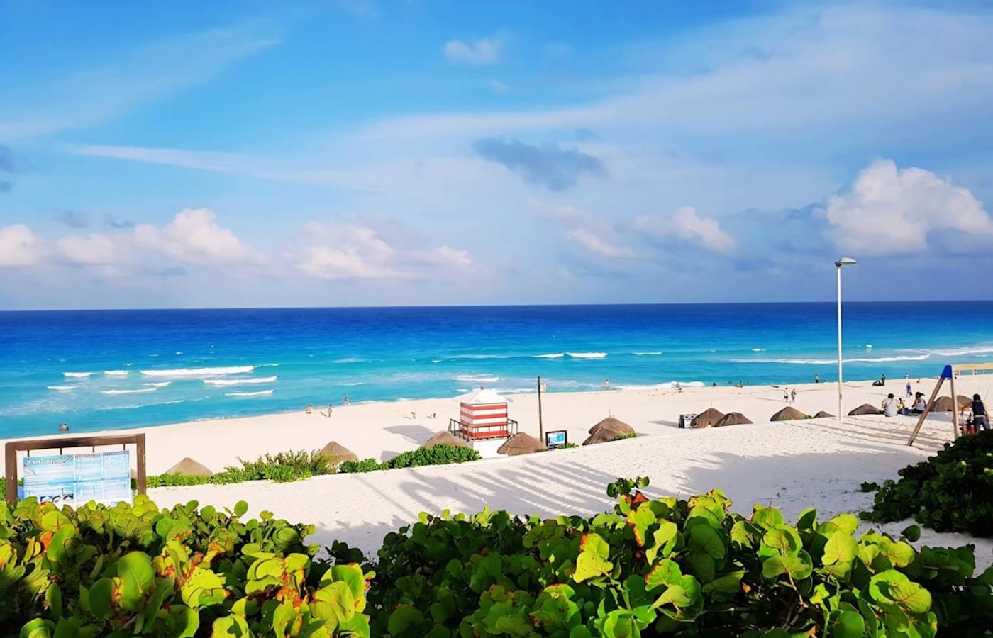 Playa Delfines - The Best Public Beach and the Cancún Sign