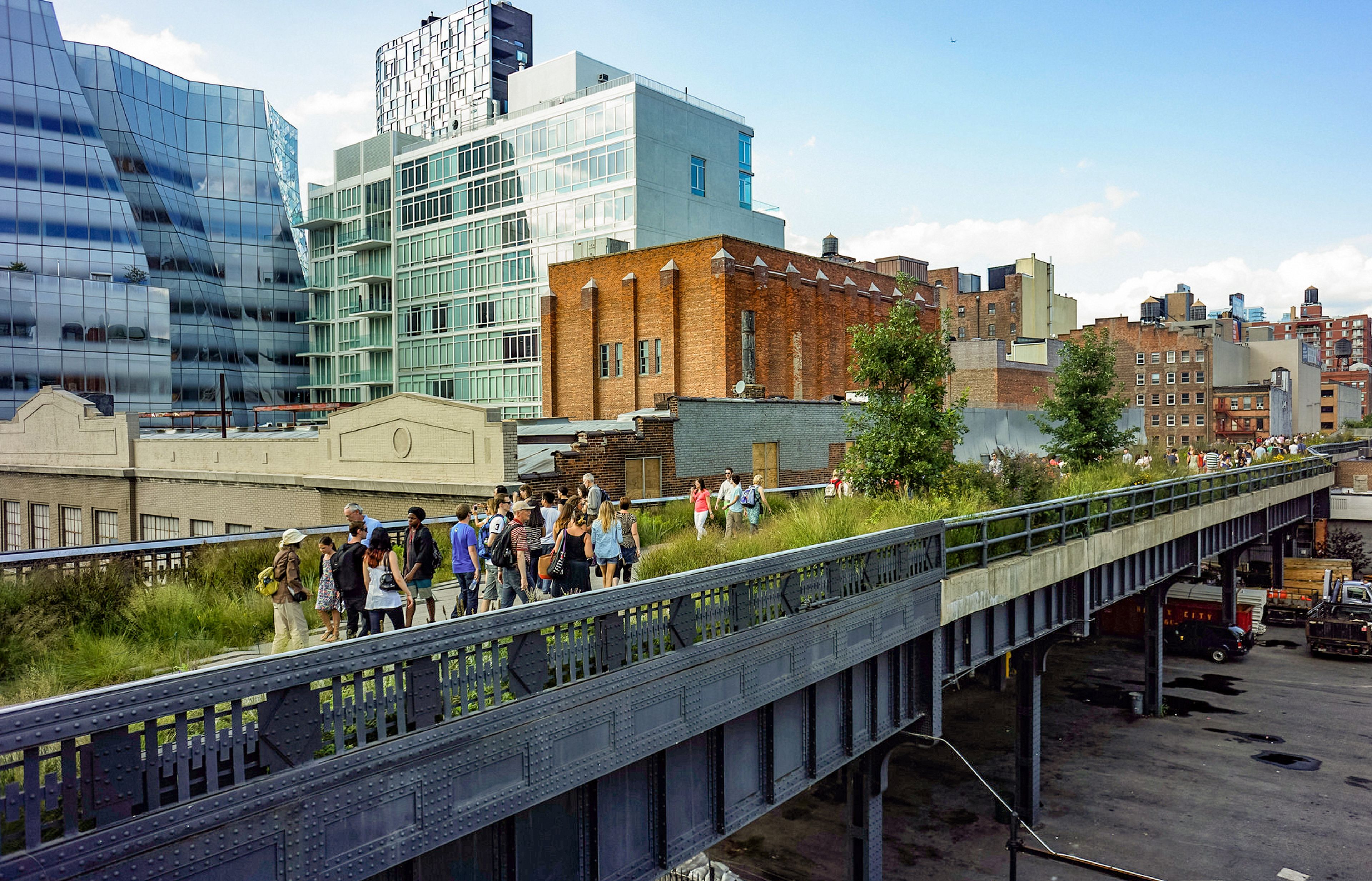 The High Line - A Park in the Sky on an Old Railway
