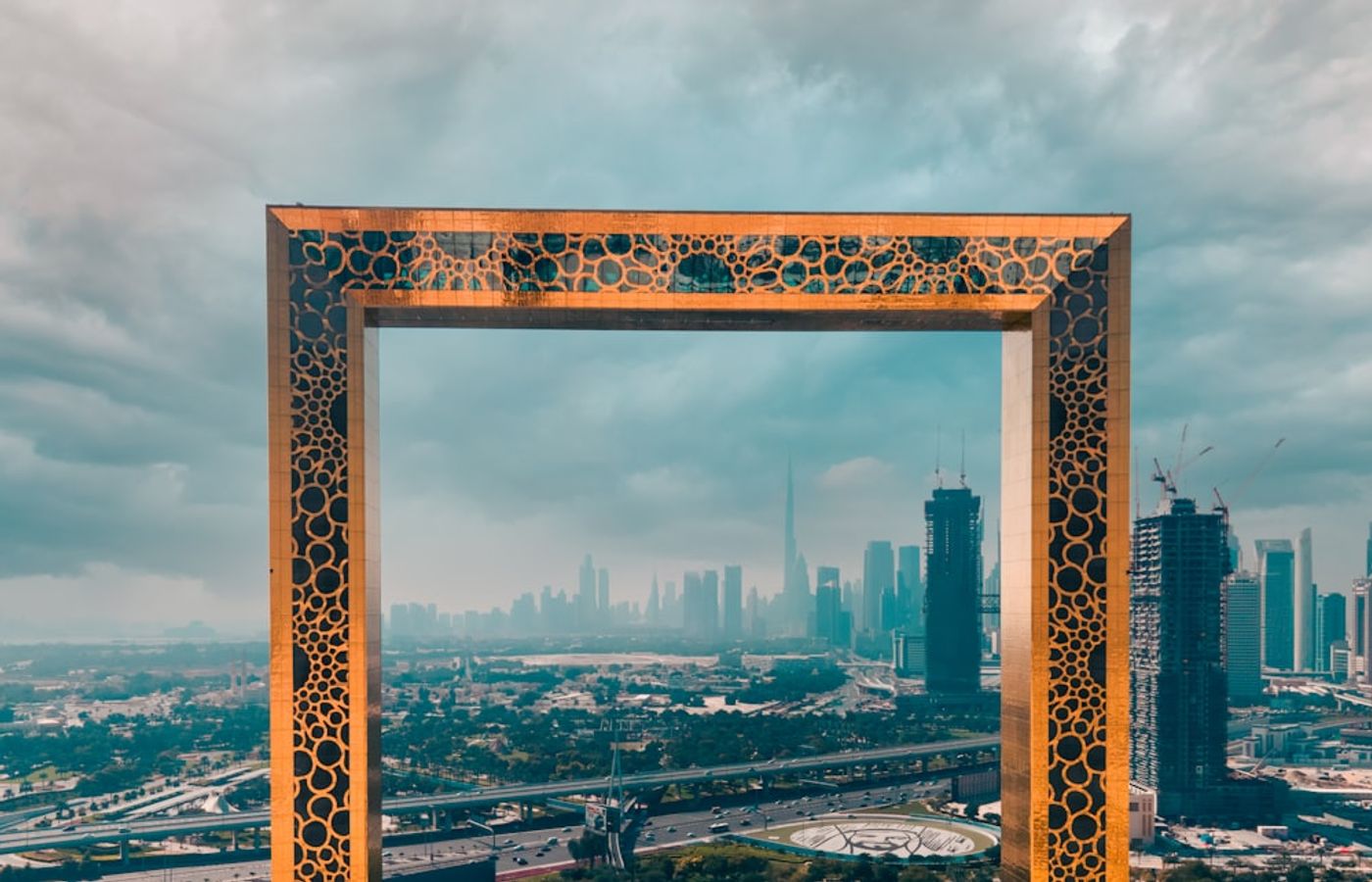 Dubai Frame - The Giant Picture Frame Framing Old and New Dubai