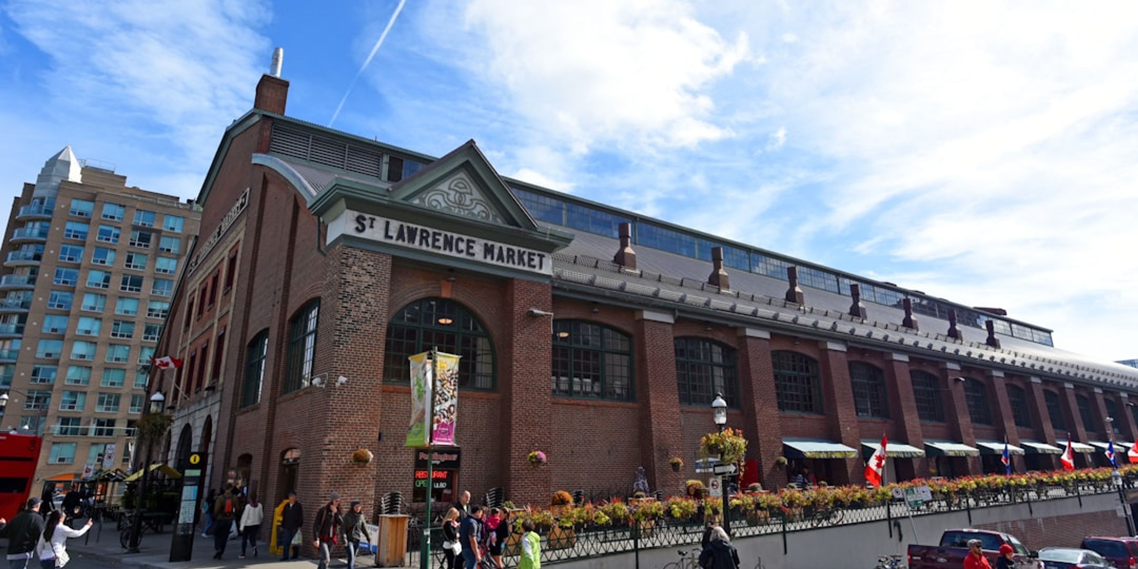 Hotels near St Lawrence Market