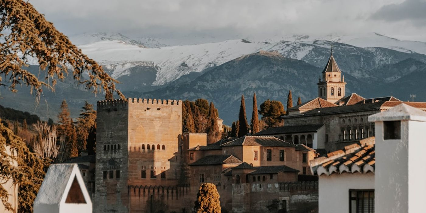 Granada Travel Guides