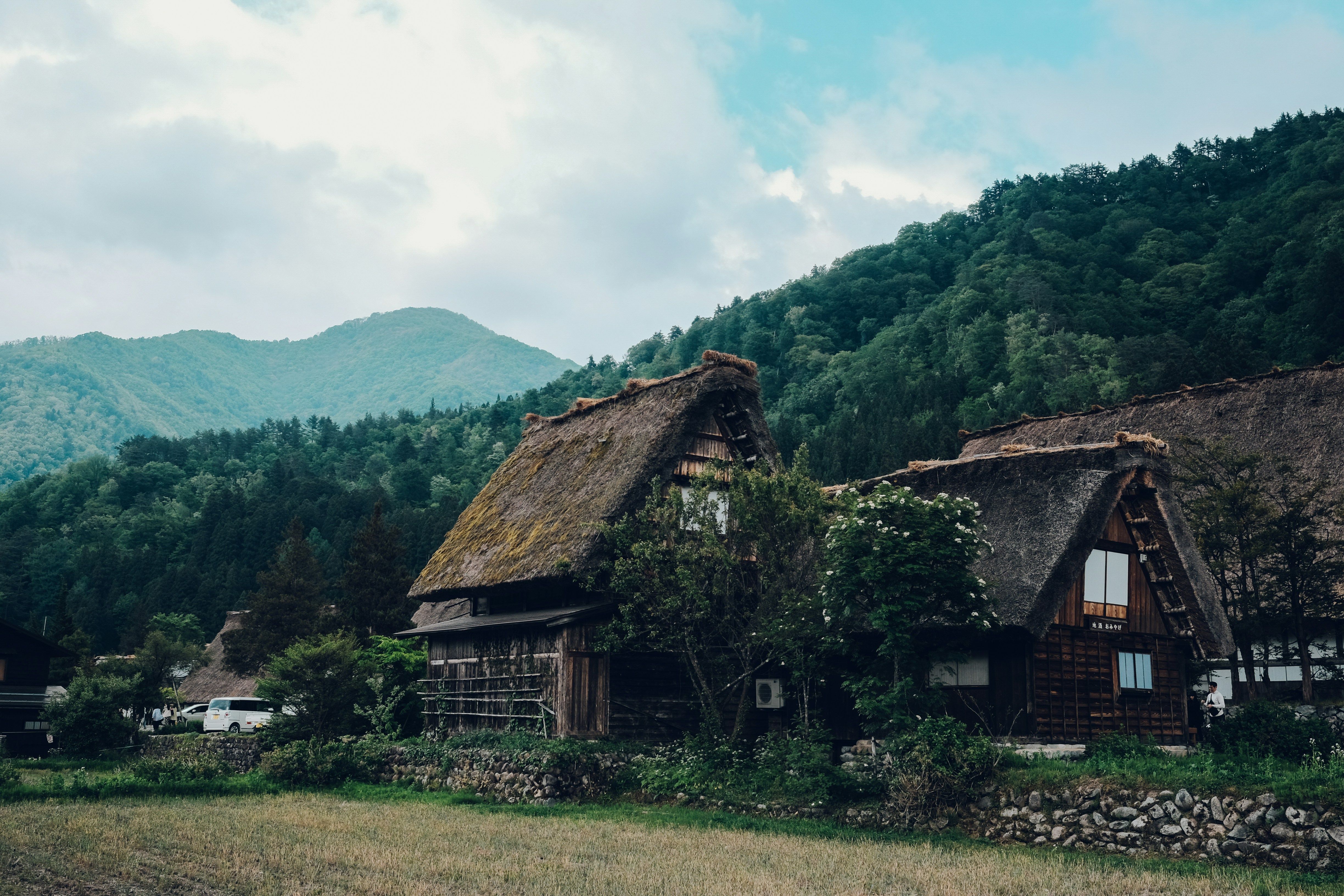 Hotels near Shirakawa-go