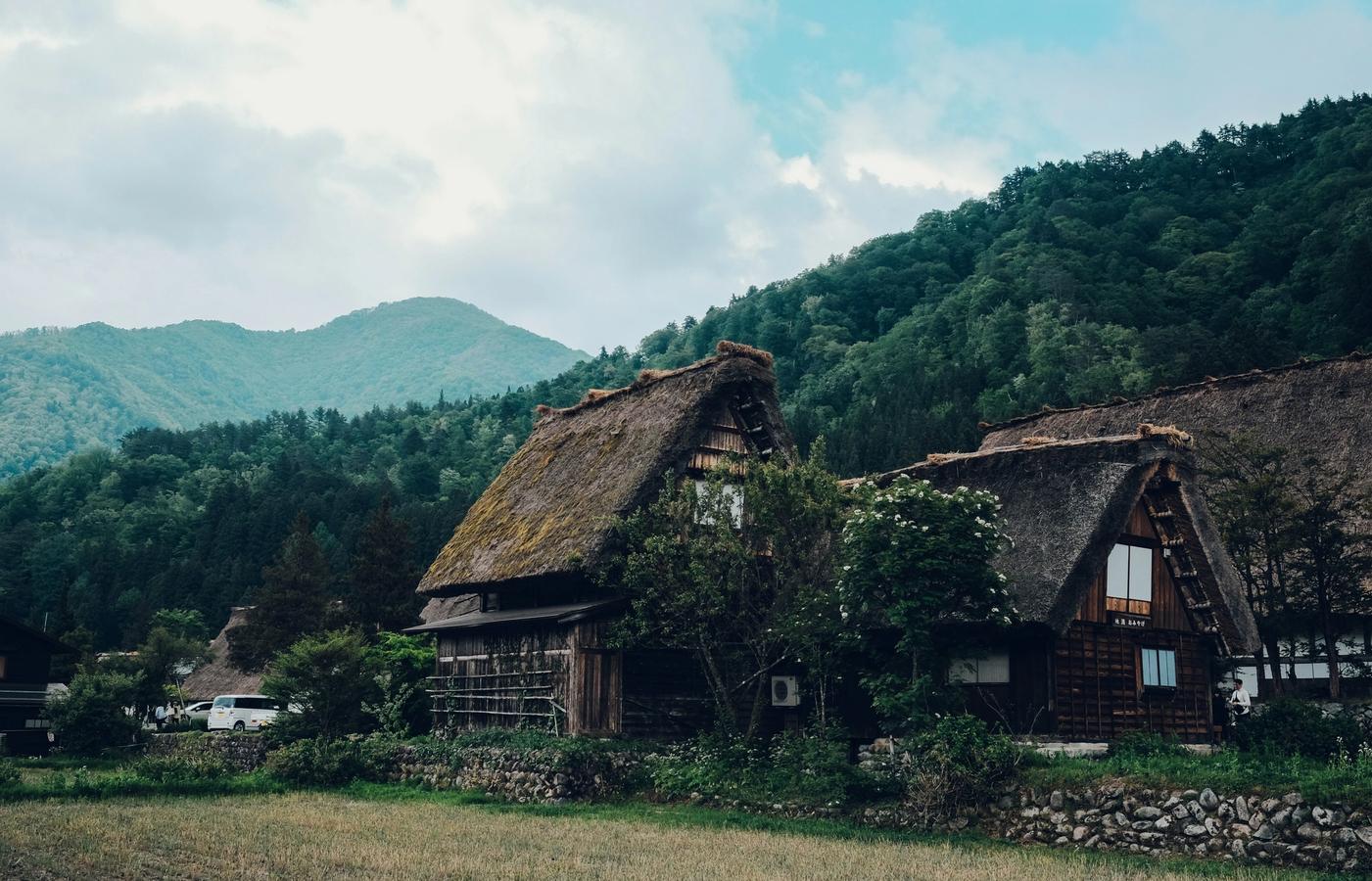 Shirakawa-go - UNESCO World Heritage Thatched Villages