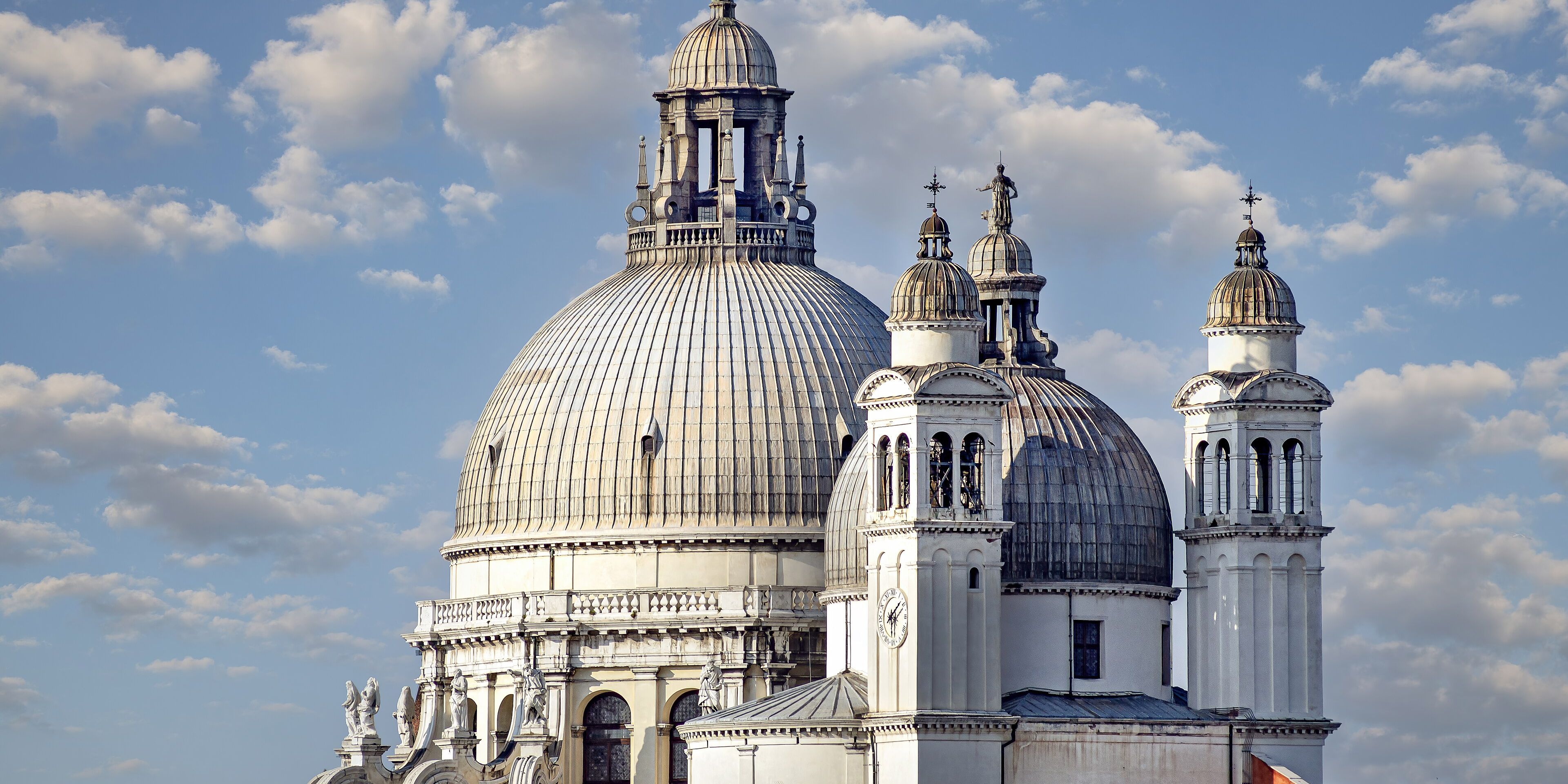 Hotels near Santa Maria della Salute