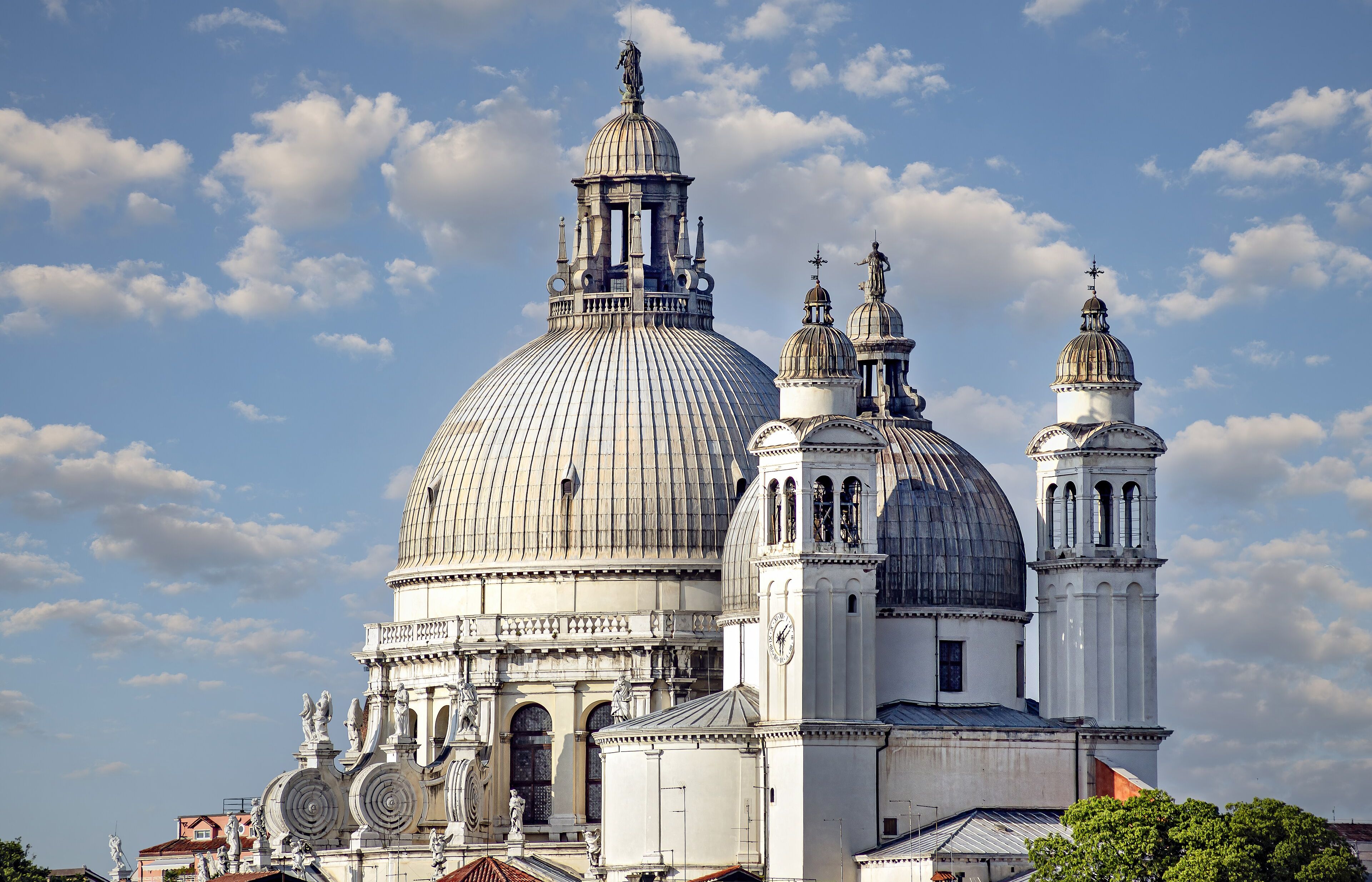 Santa Maria della Salute - Venice's Plague Church