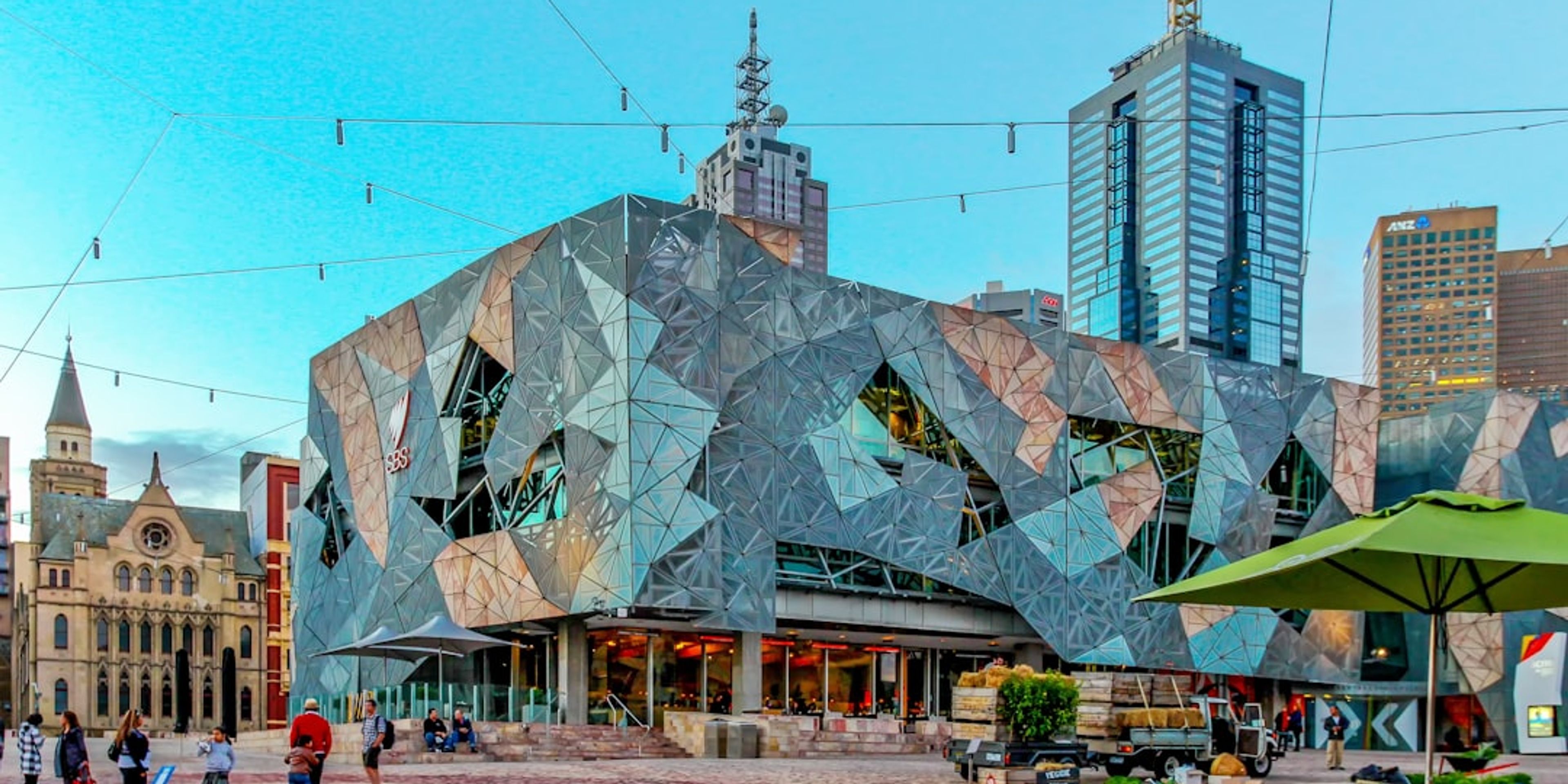 Hotels near Federation Square