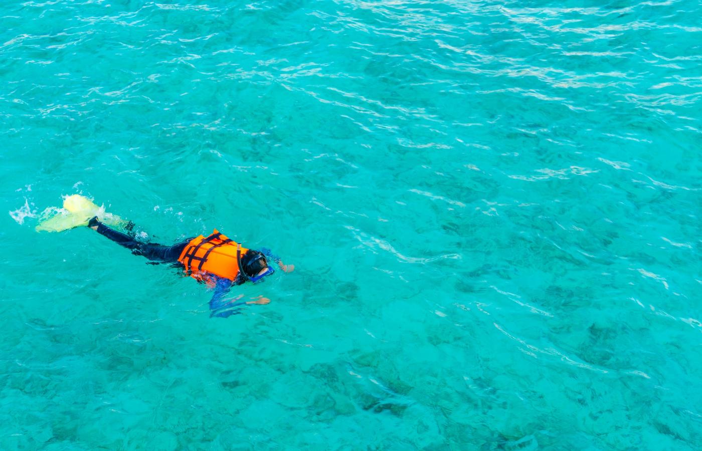 Tiran Island - Day Trip Snorkelling Paradise