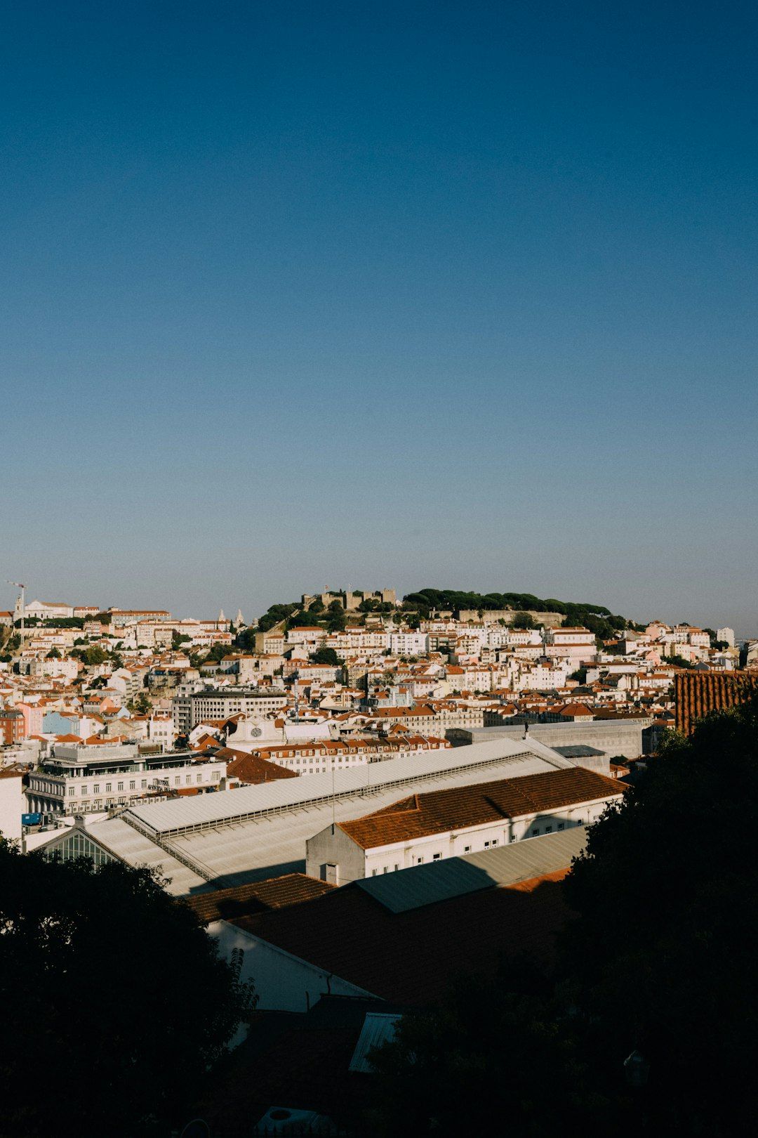 Alfama and Castelo de São Jorge - The Old City Without the Summer Crush
