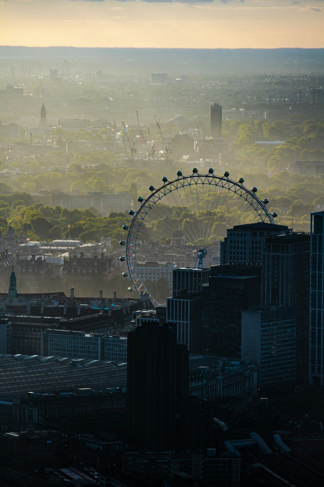 London Eye - Panoramic Views Over the Entire City