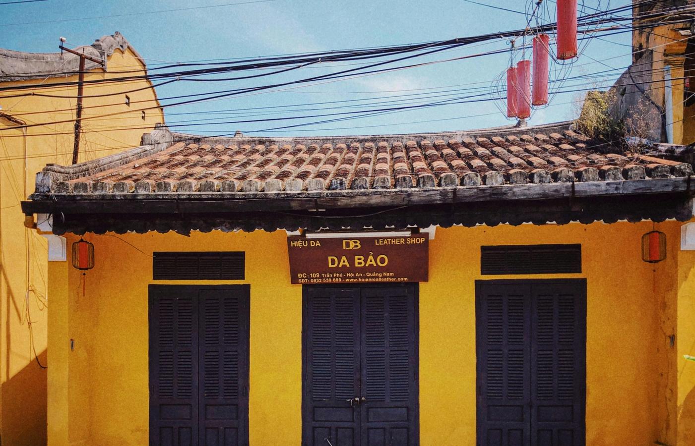 Tan Ky Old House - A Merchant's Home Frozen in Time