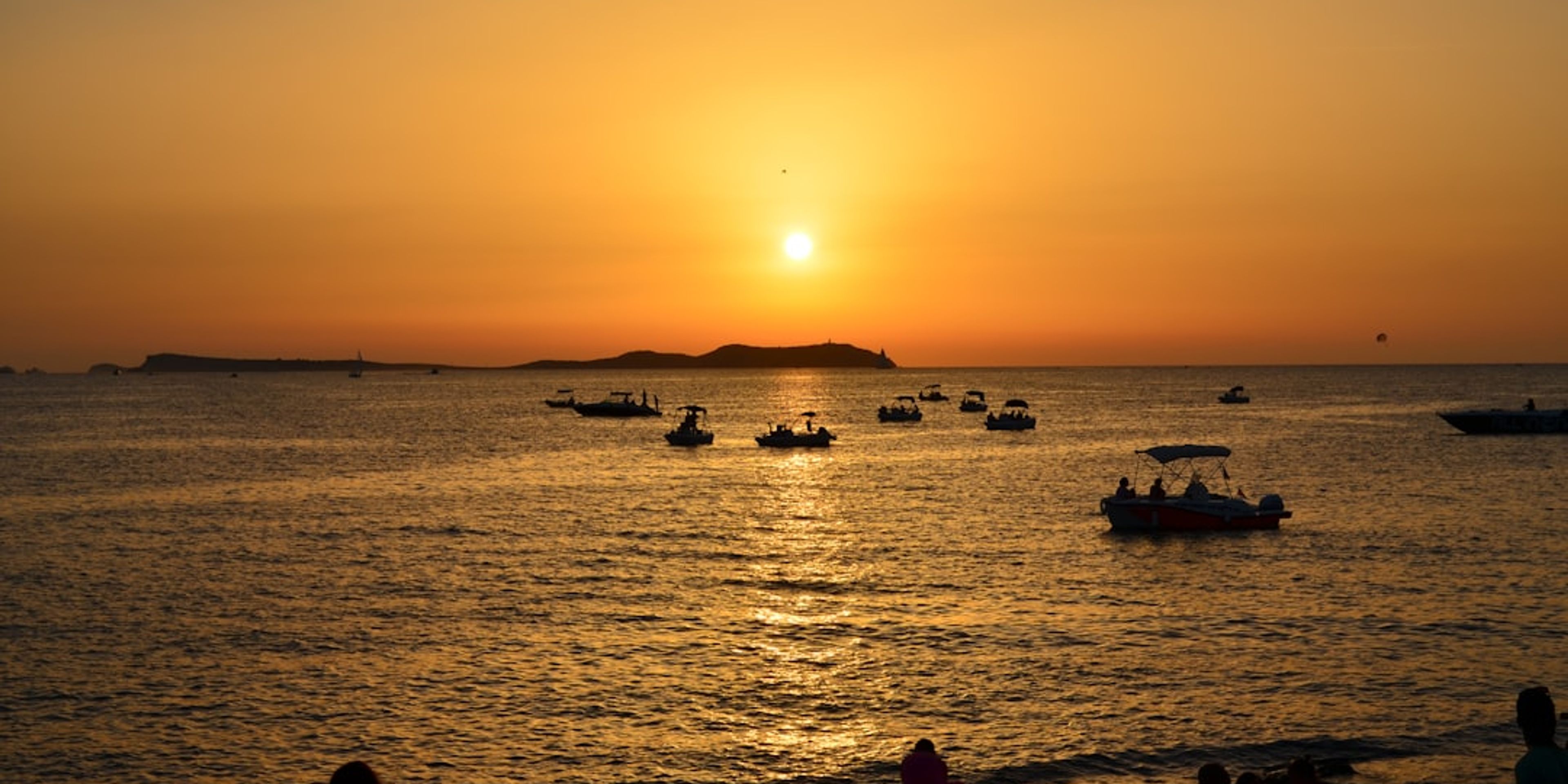 Hotels near Cala d'Hort