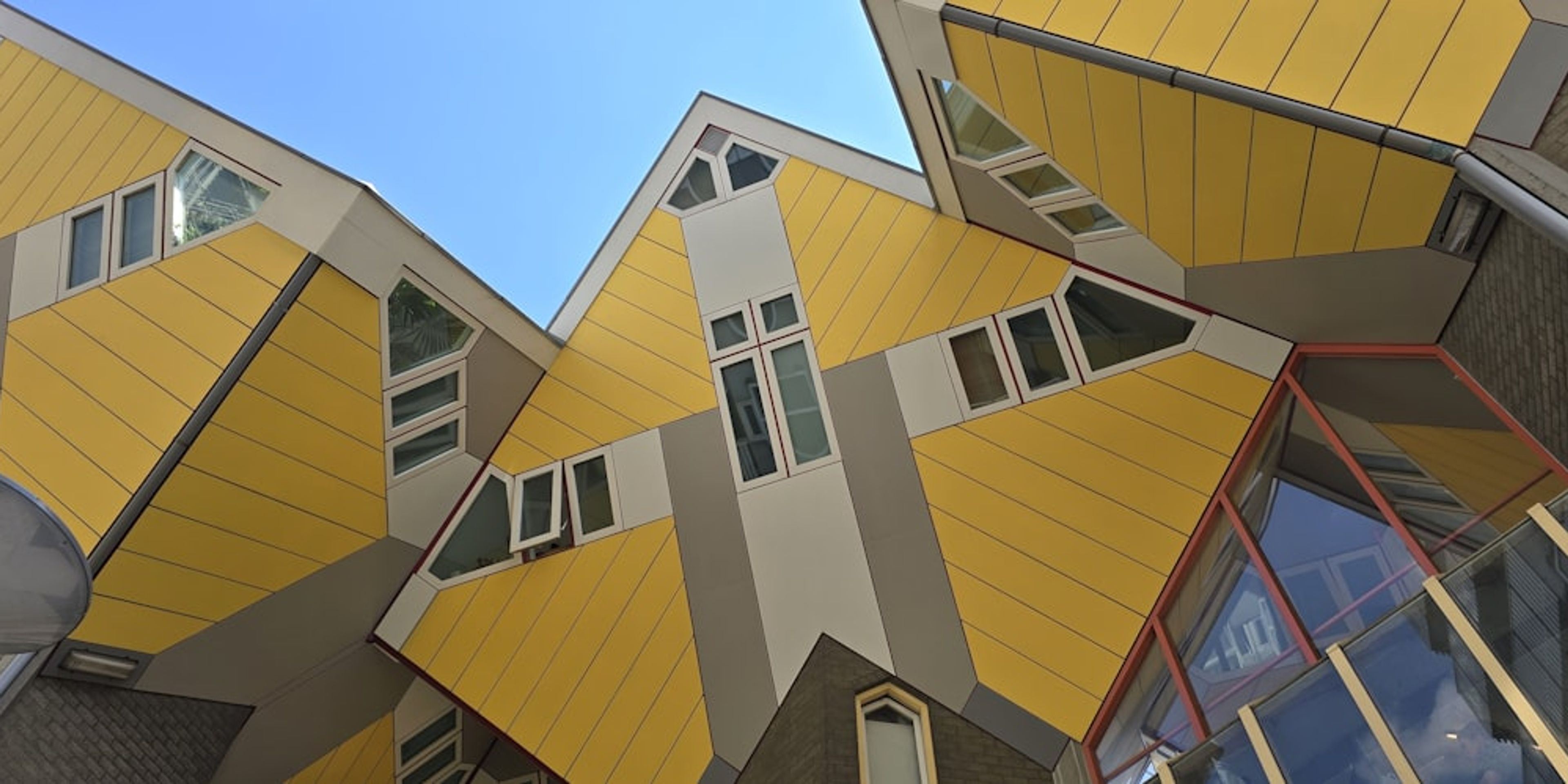 Hotels near Cube Houses (Kubuswoningen)