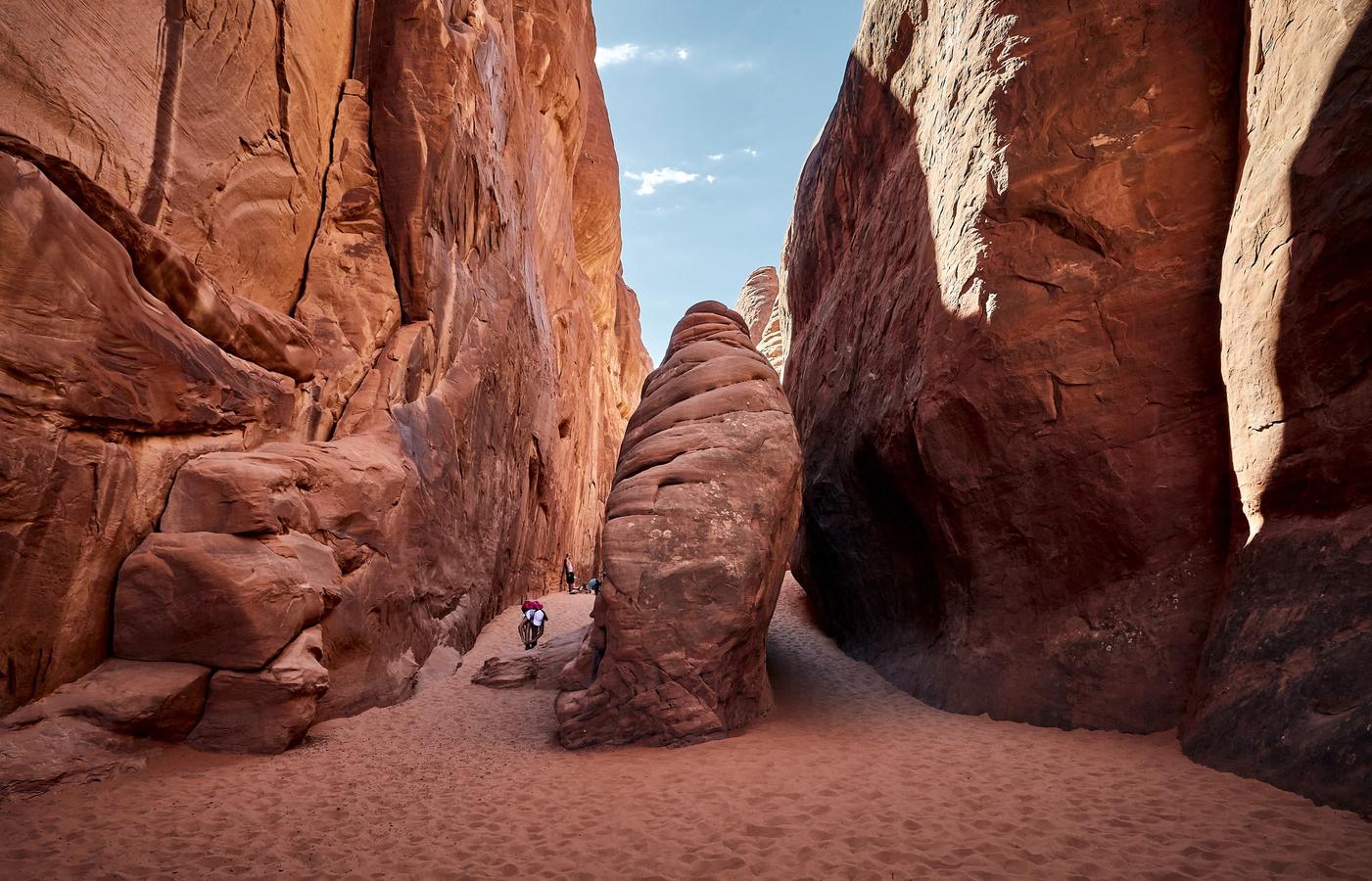 Coloured Canyon - Hiking the Sinai Desert