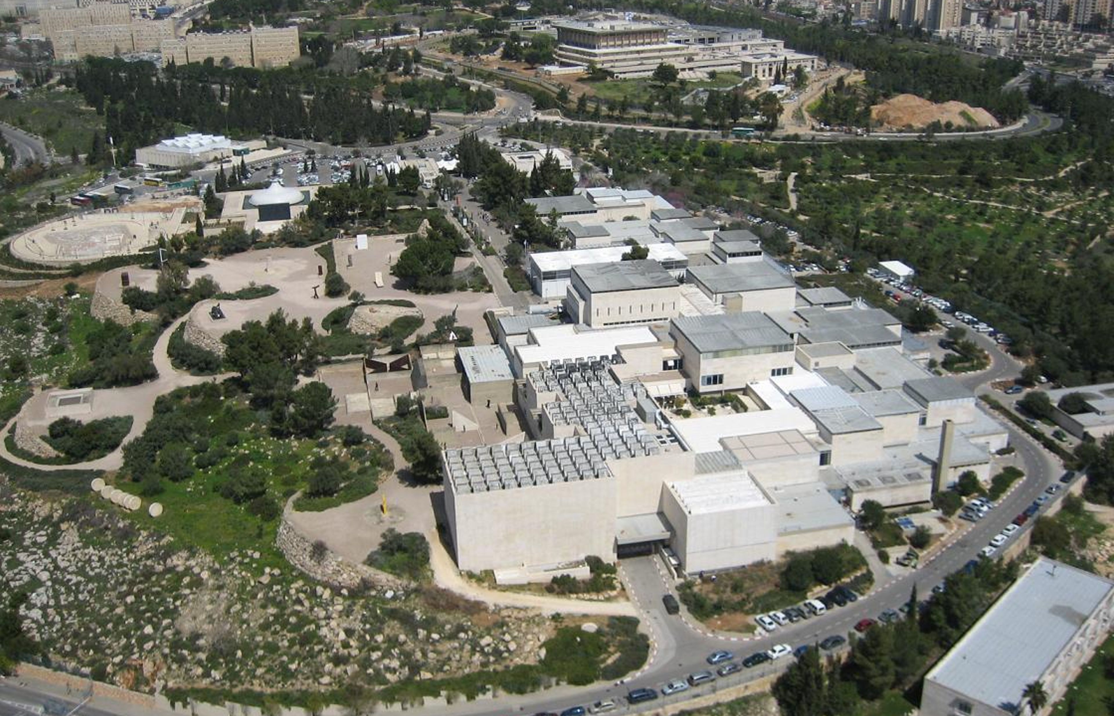 Israel Museum - The Country's Largest Cultural Institution