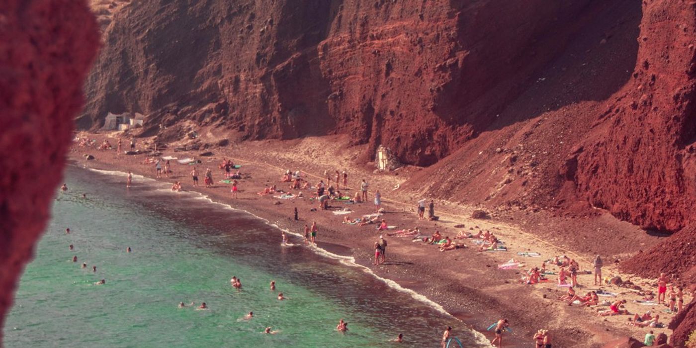 Hotels near Red Beach
