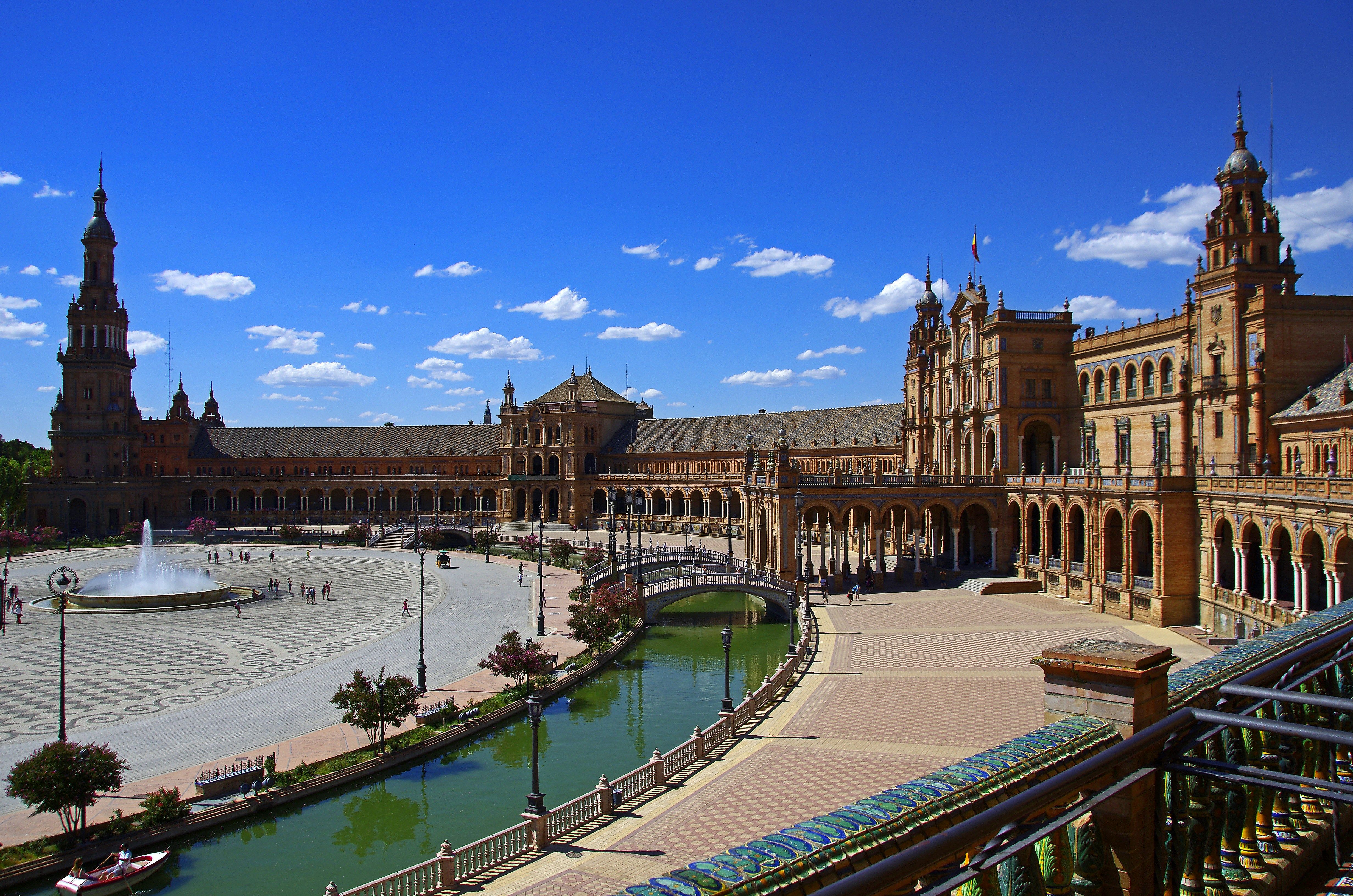Plaza de Espana - Seville's Most Photogenic Public Square