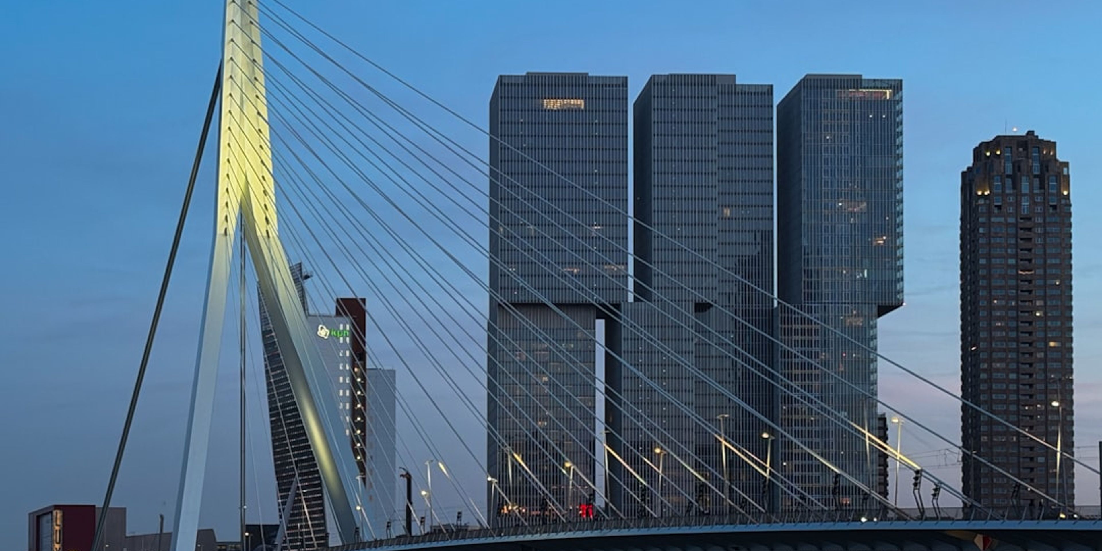 Hotels near Erasmus Bridge (Erasmusbrug)