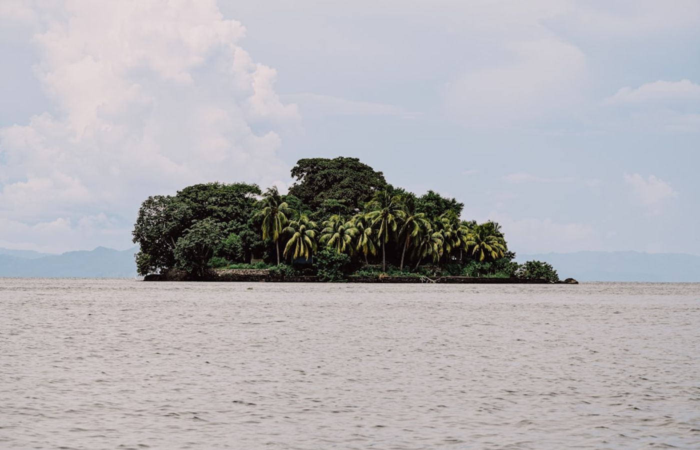 The Tigre Delta - A Day Trip Into the River Islands