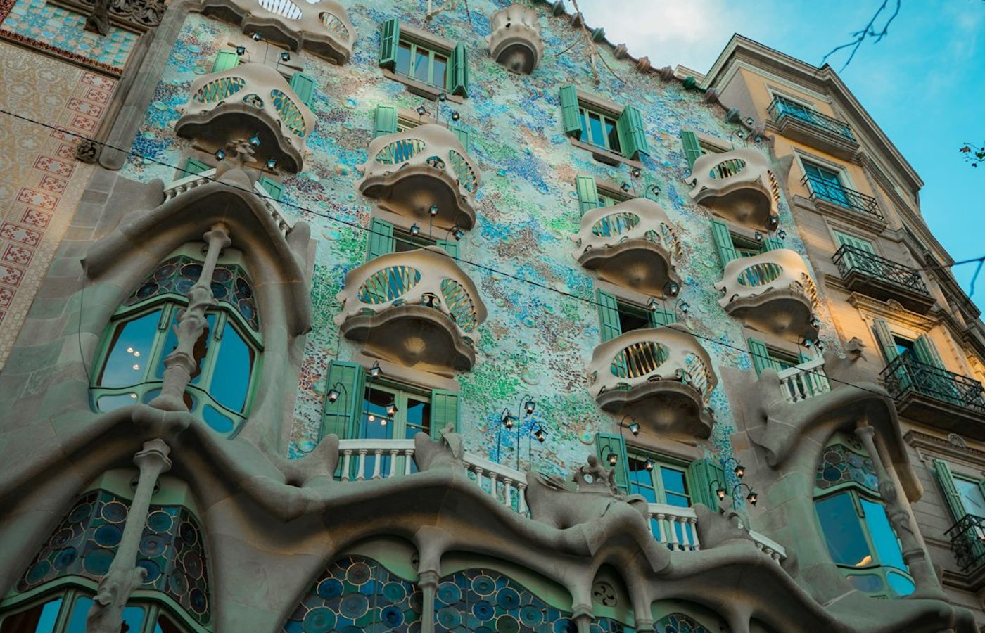 Casa Batlló - Gaudí's Spectacular Living Façade