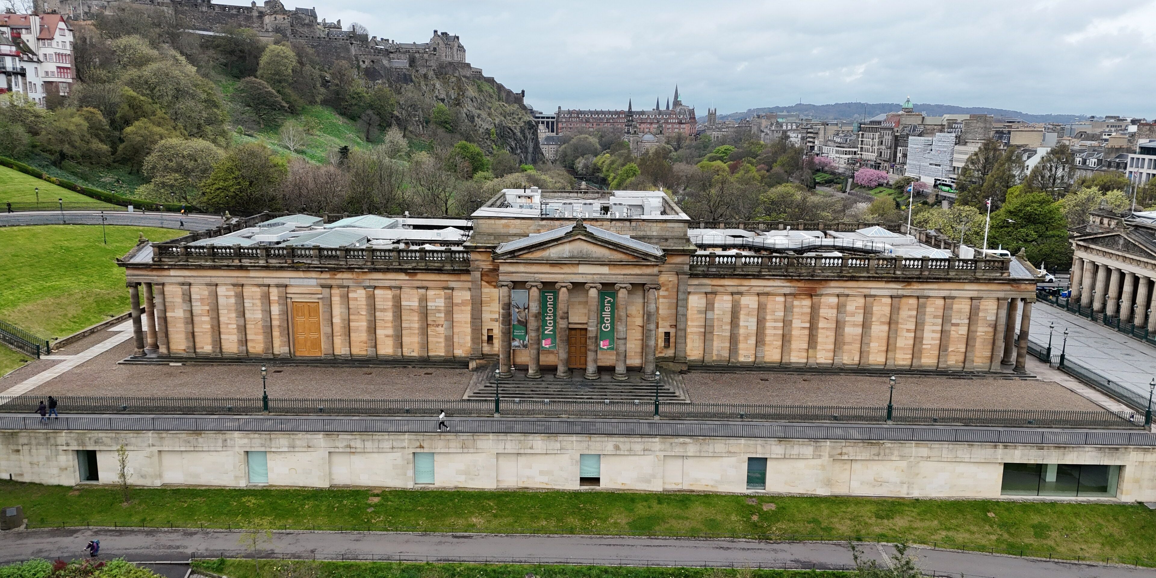Hotels near Scottish National Gallery