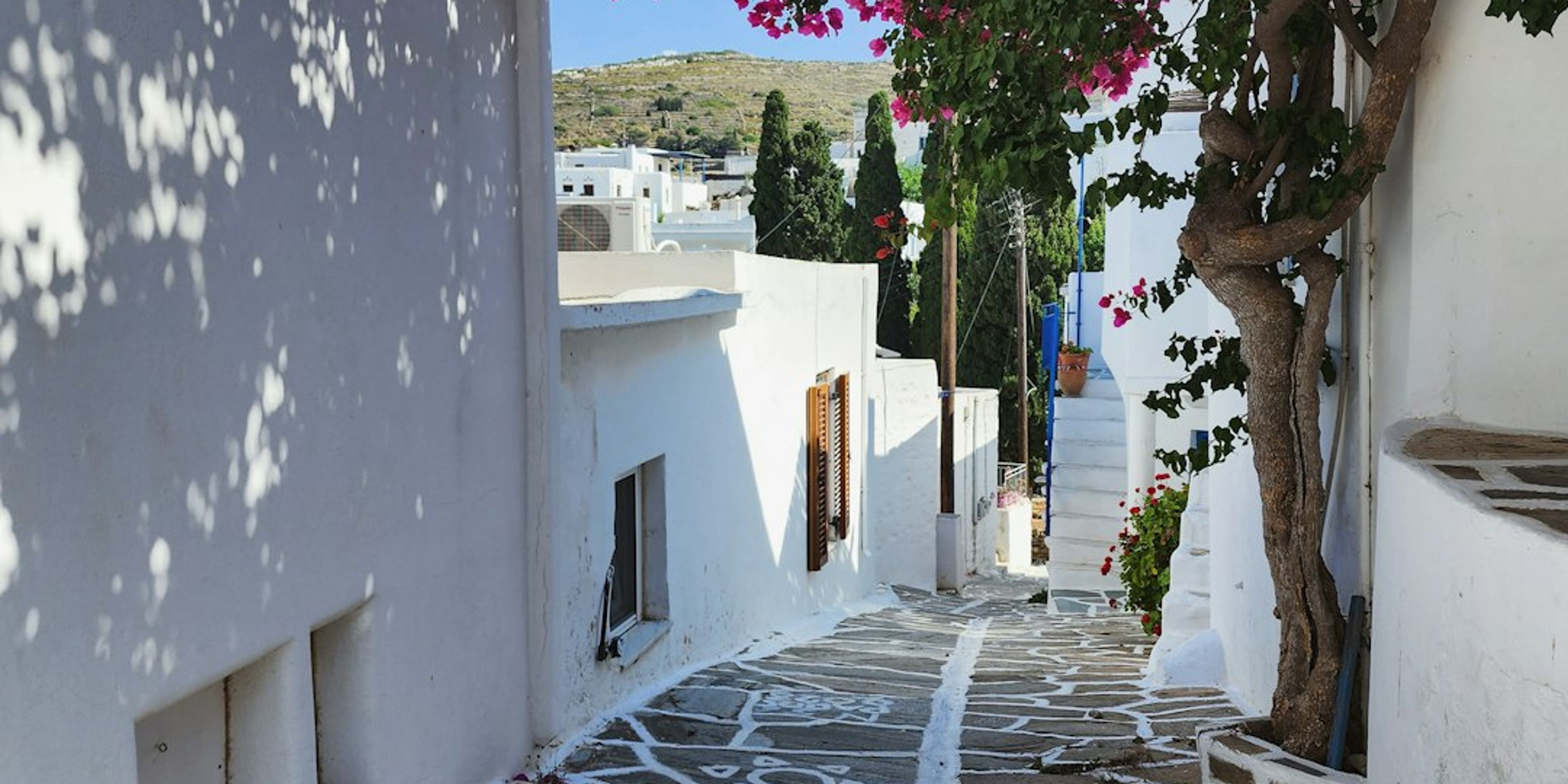 Hotels near Lefkes Village and the Byzantine Marble Footpath