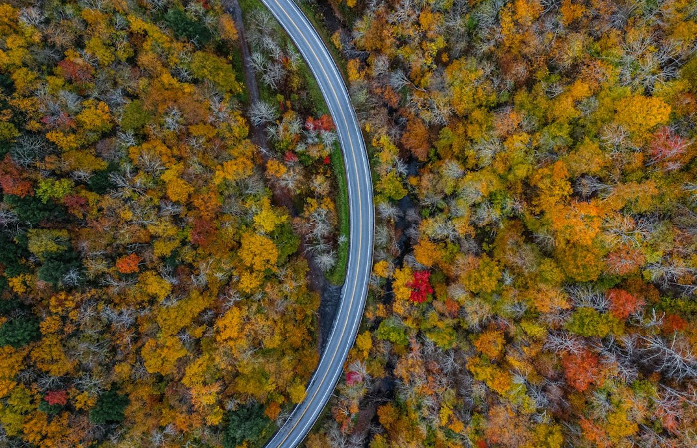 Vermont Route 100, Waterbury to Warren - The Earliest Peak of the Five
